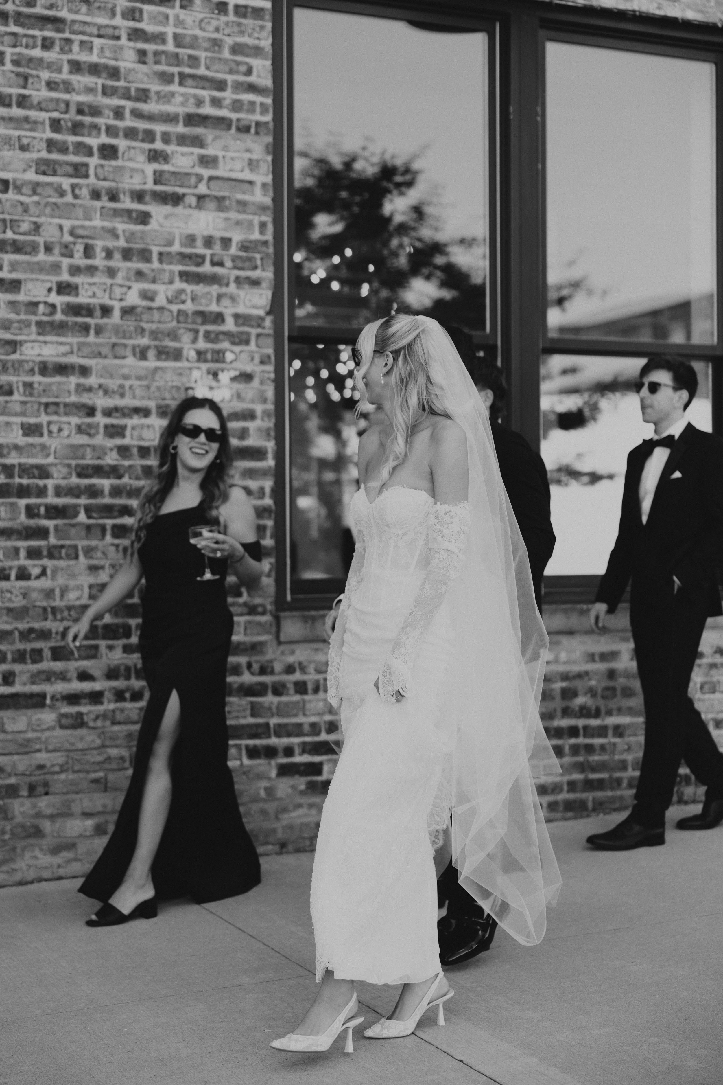 E & B family & friends-5470-2.jpg