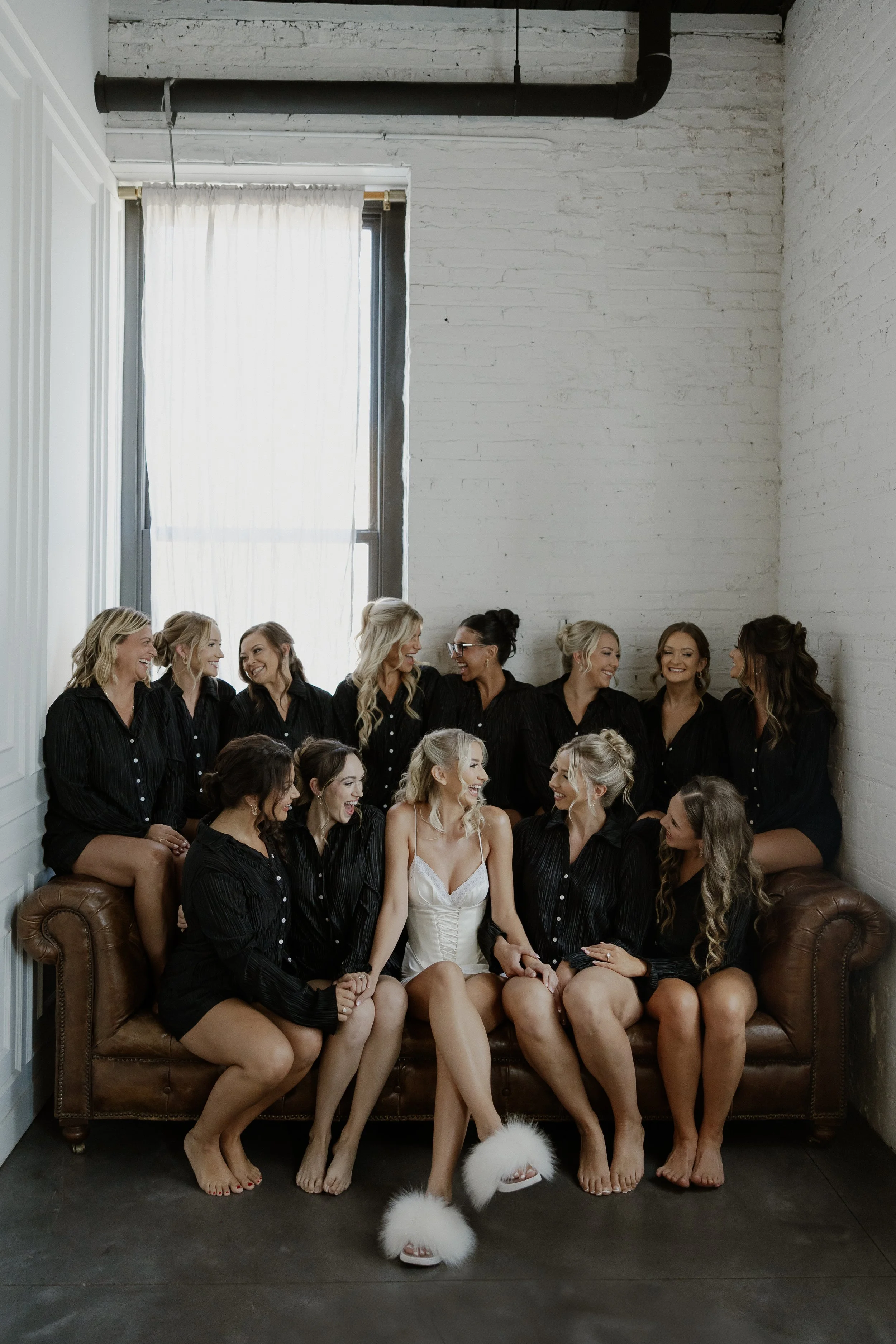 E & B getting ready moments-4142.jpg