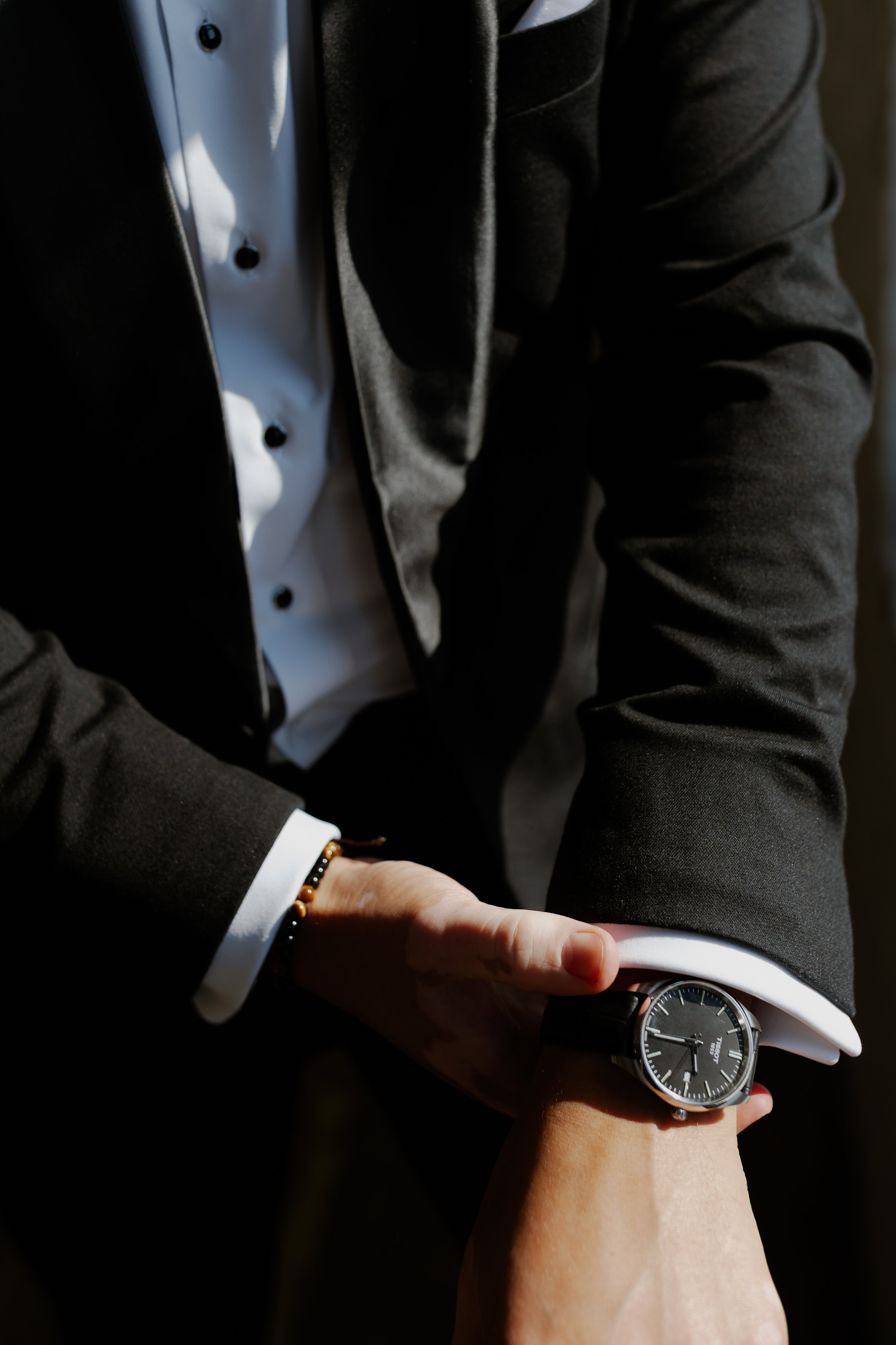 E & B getting ready moments-7943.jpg