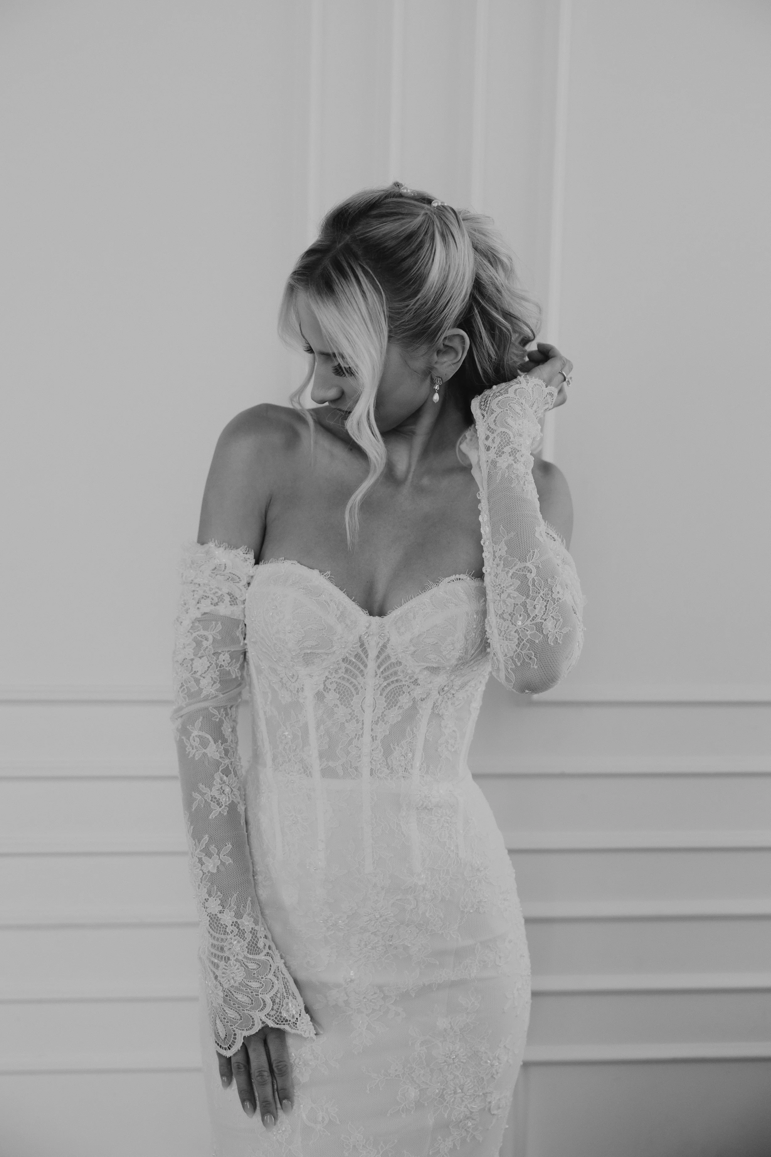 E & B getting ready moments-4381.jpg