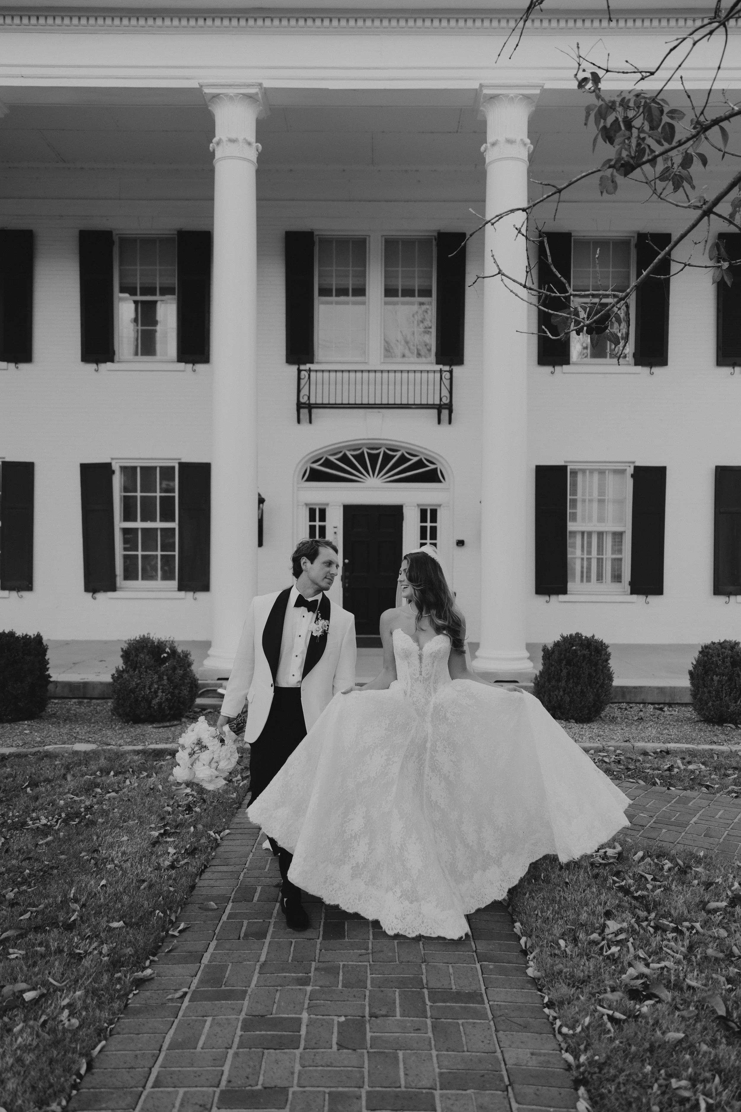 E & R Bride & Groom-4767-2.jpg