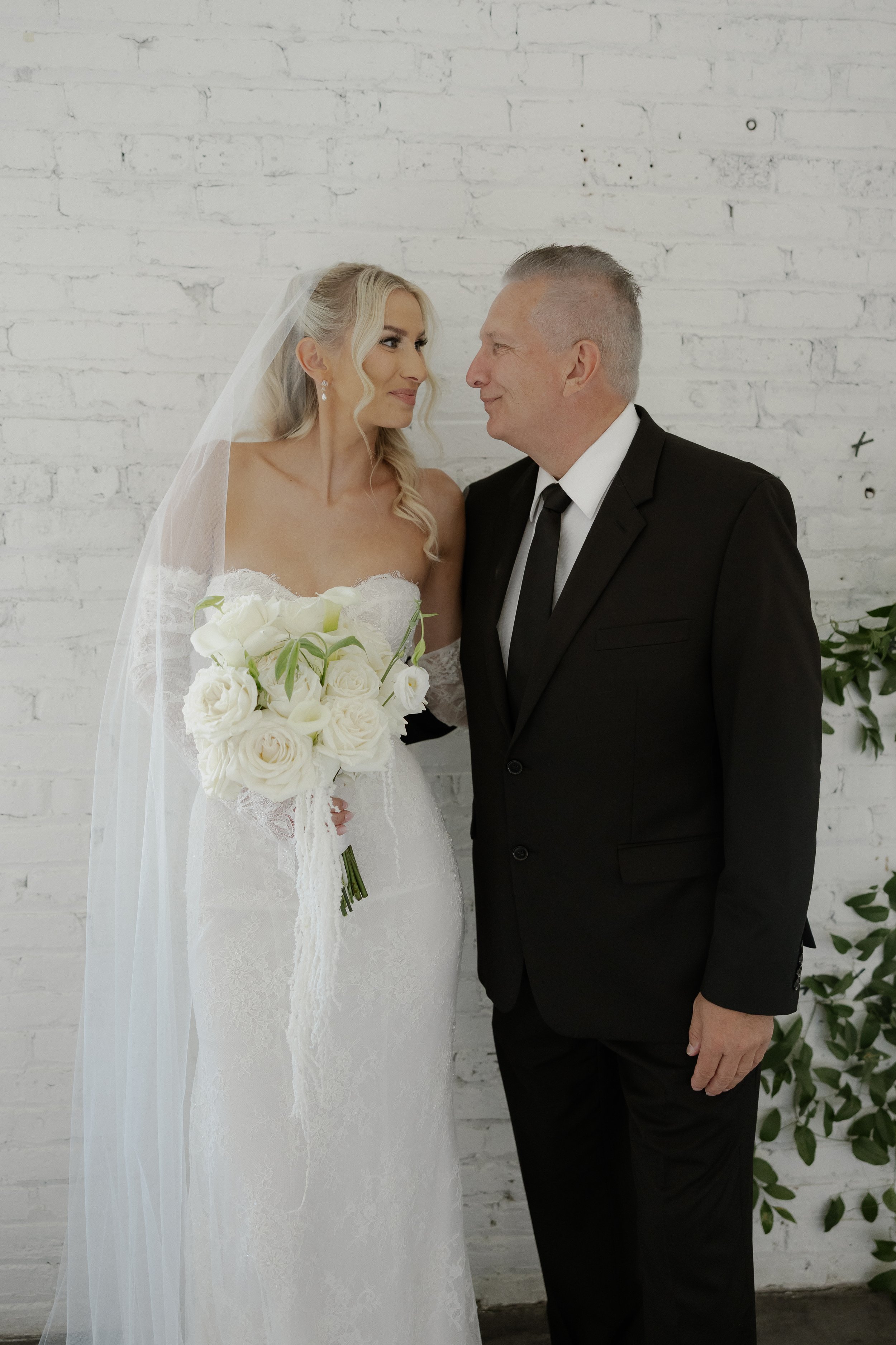 E & B family & friends-4980.jpg