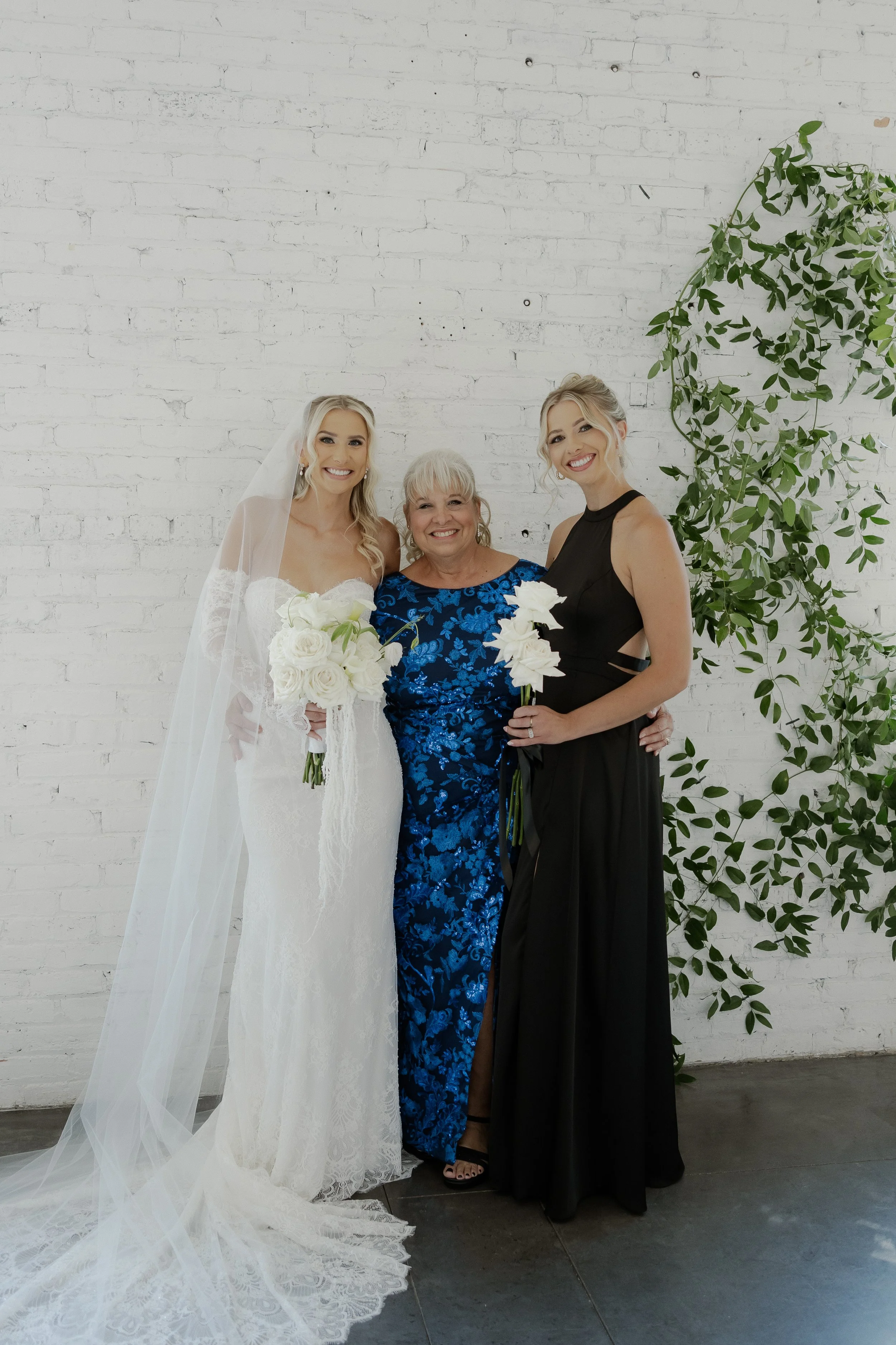 E & B family & friends-4950.jpg