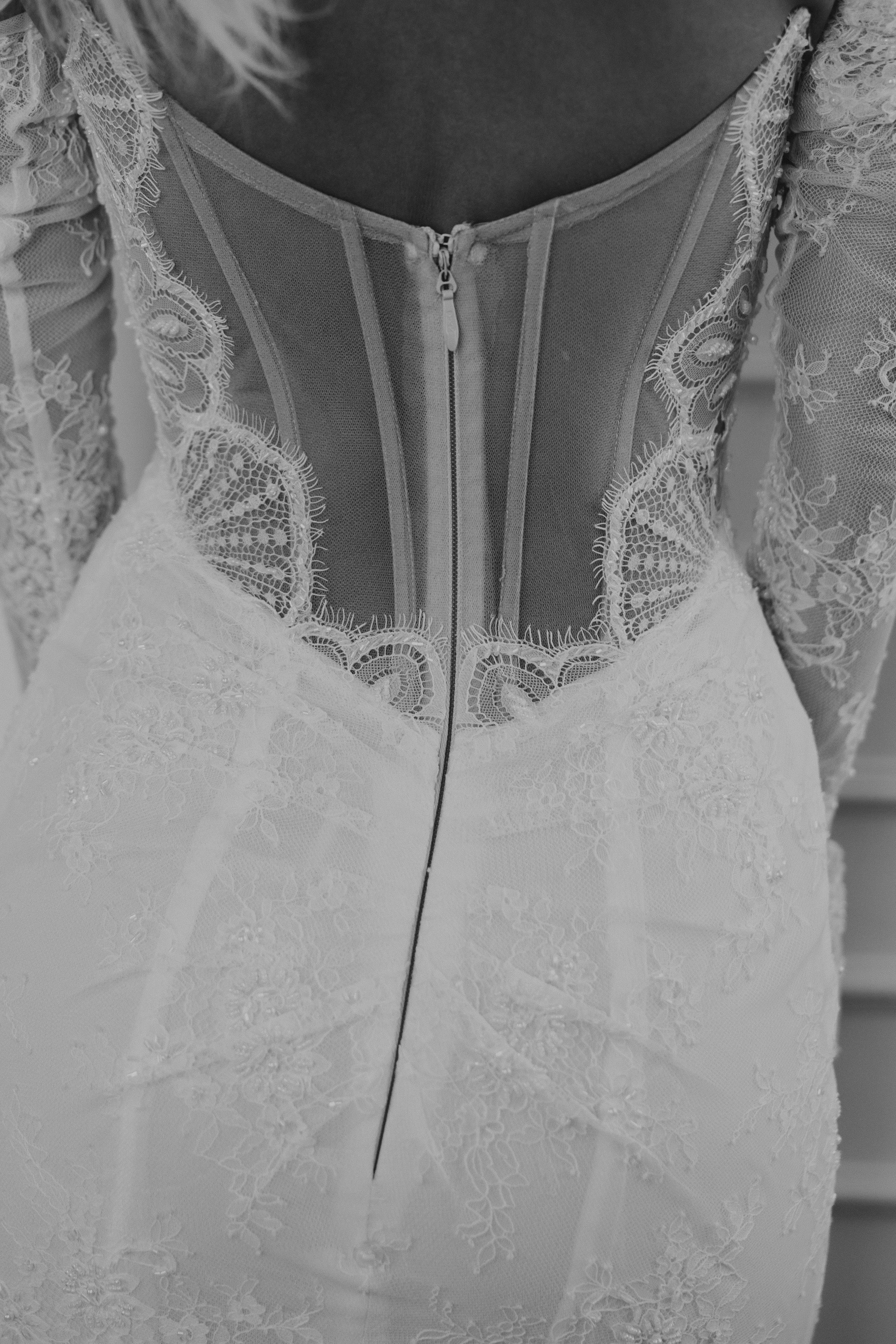 E & B getting ready moments-4405.jpg