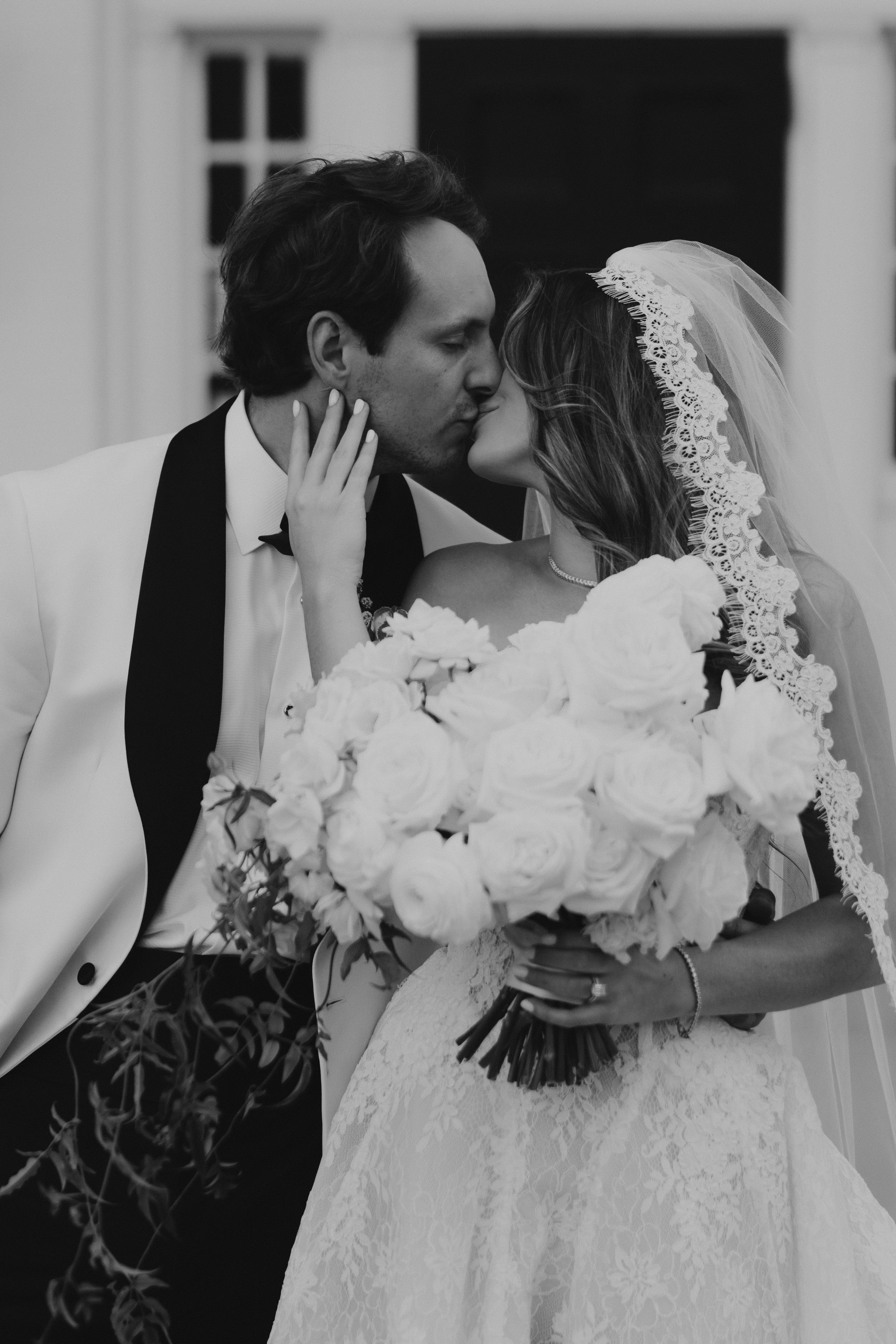 E & R Bride & Groom-4698.jpg