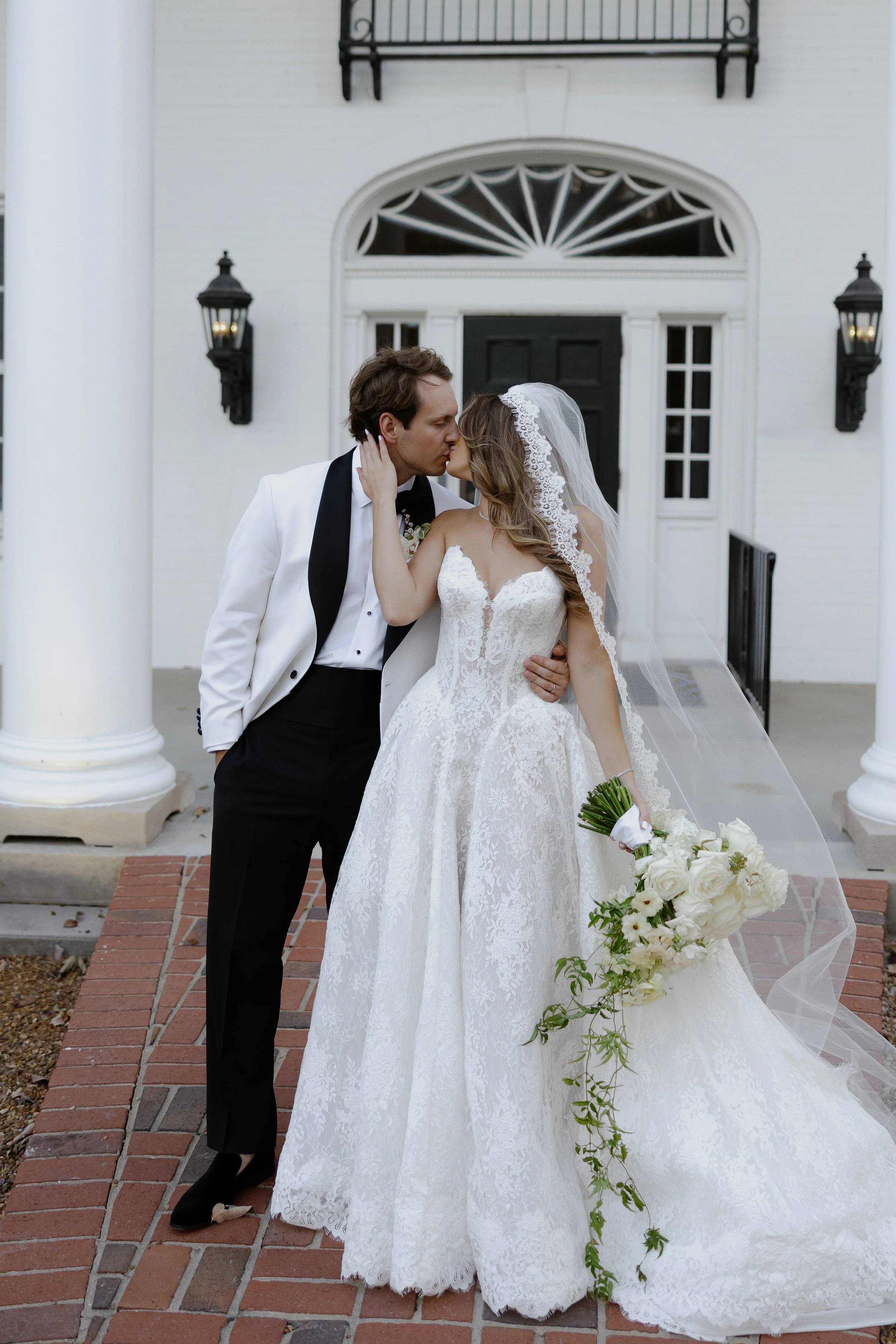 E & R Bride & Groom-4705.jpg