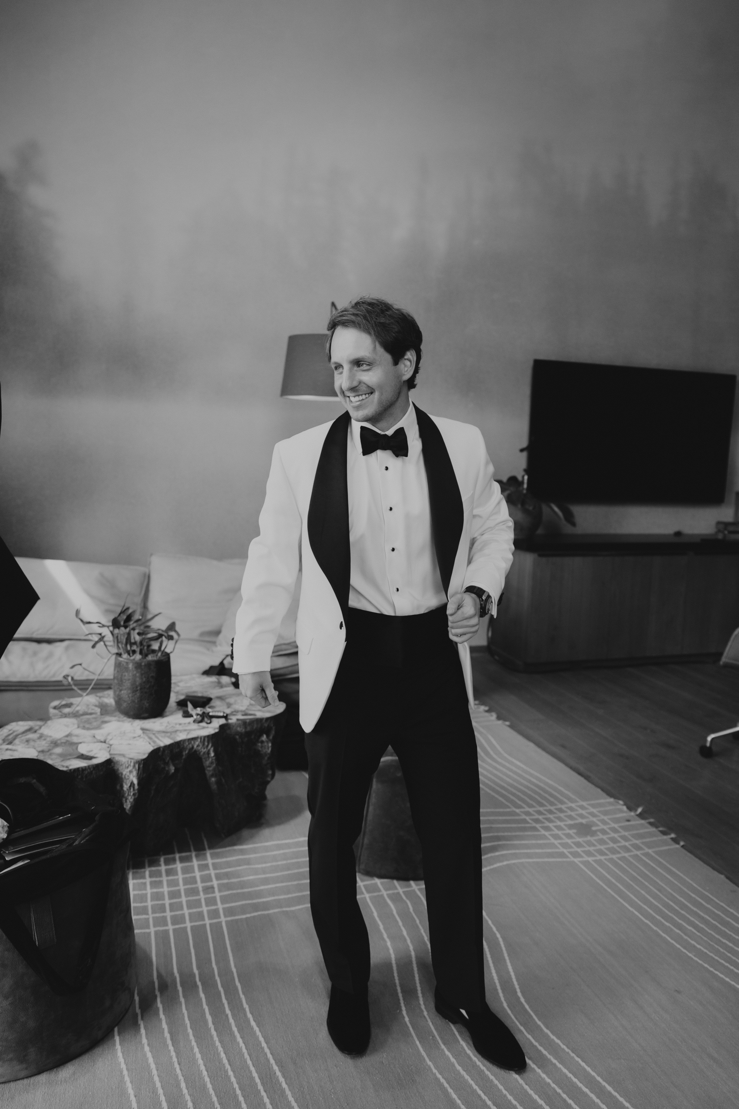 E & R Getting Ready Moments-2315-2.jpg