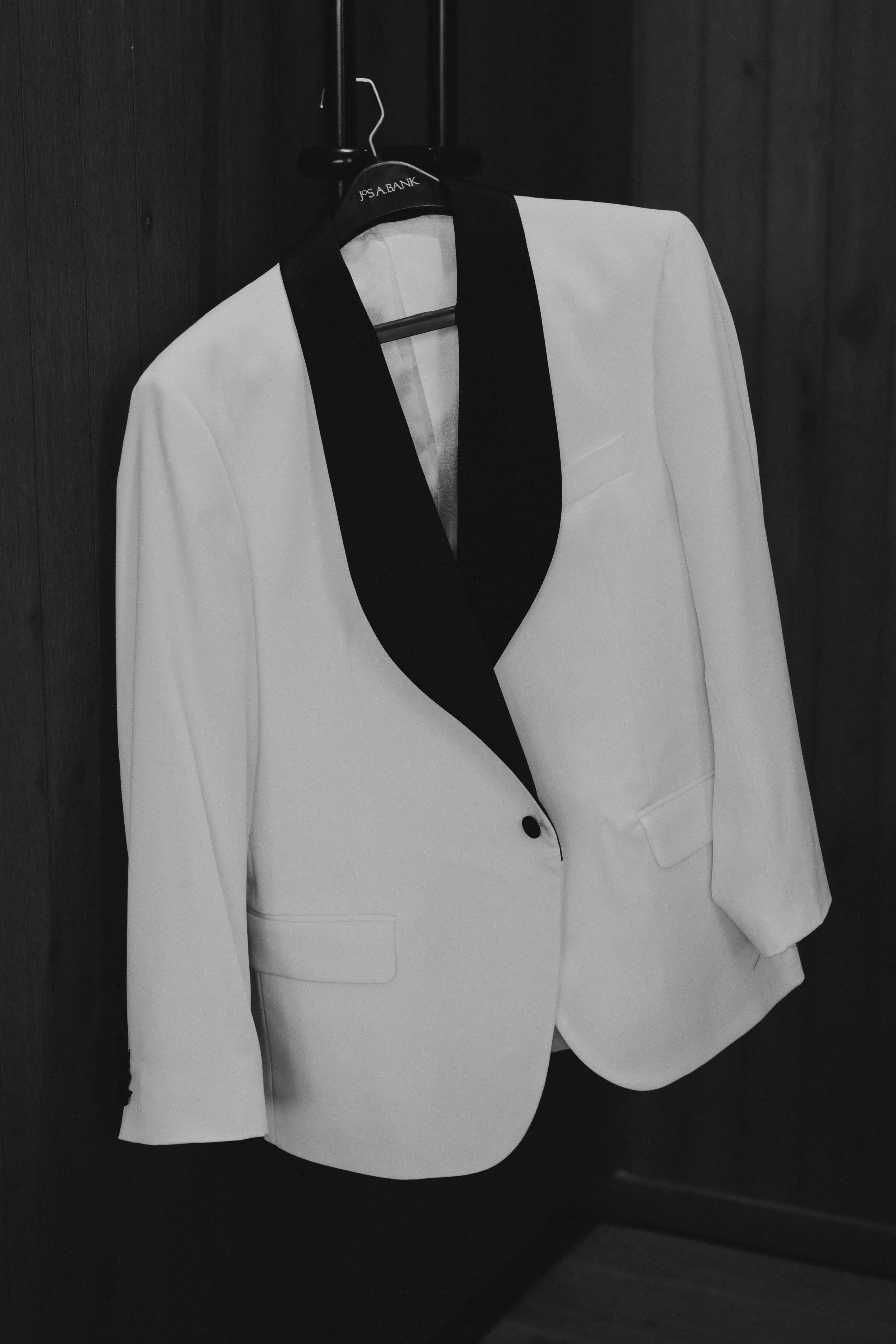 E & R Getting Ready Moments-2051-2.jpg