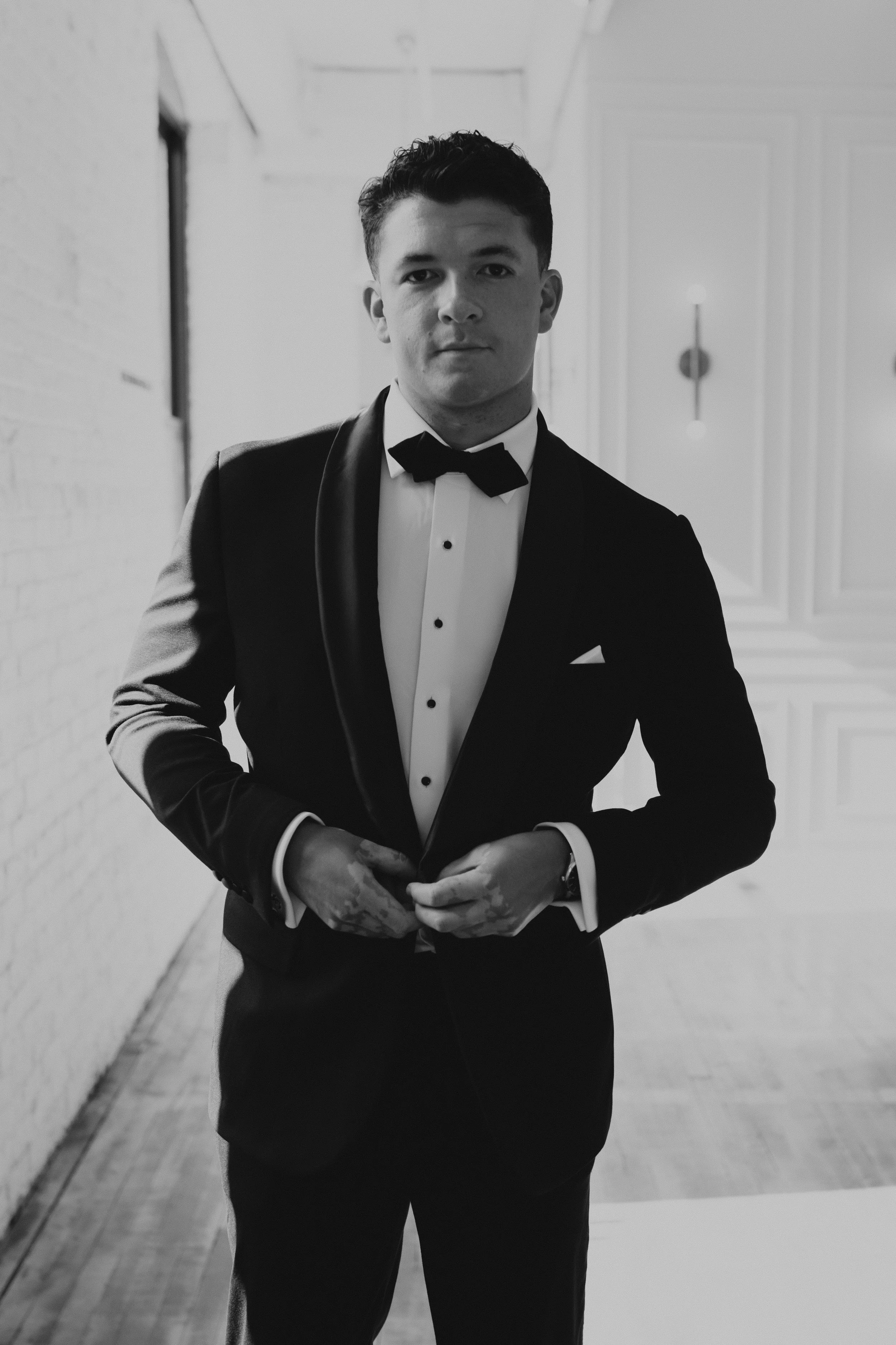 E & B getting ready moments-8030-2.jpg