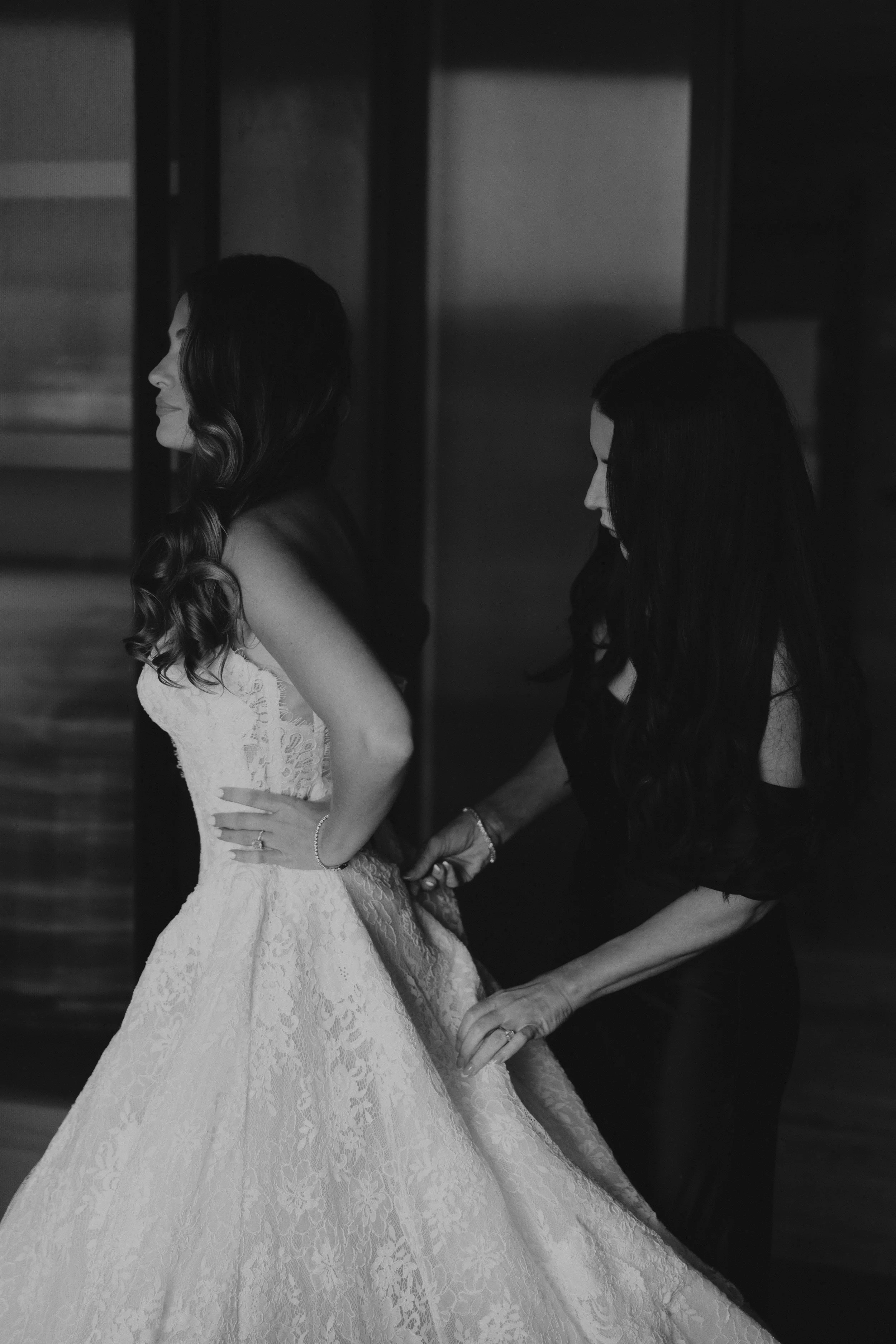 E & R Getting Ready Moments-2861-2.jpg