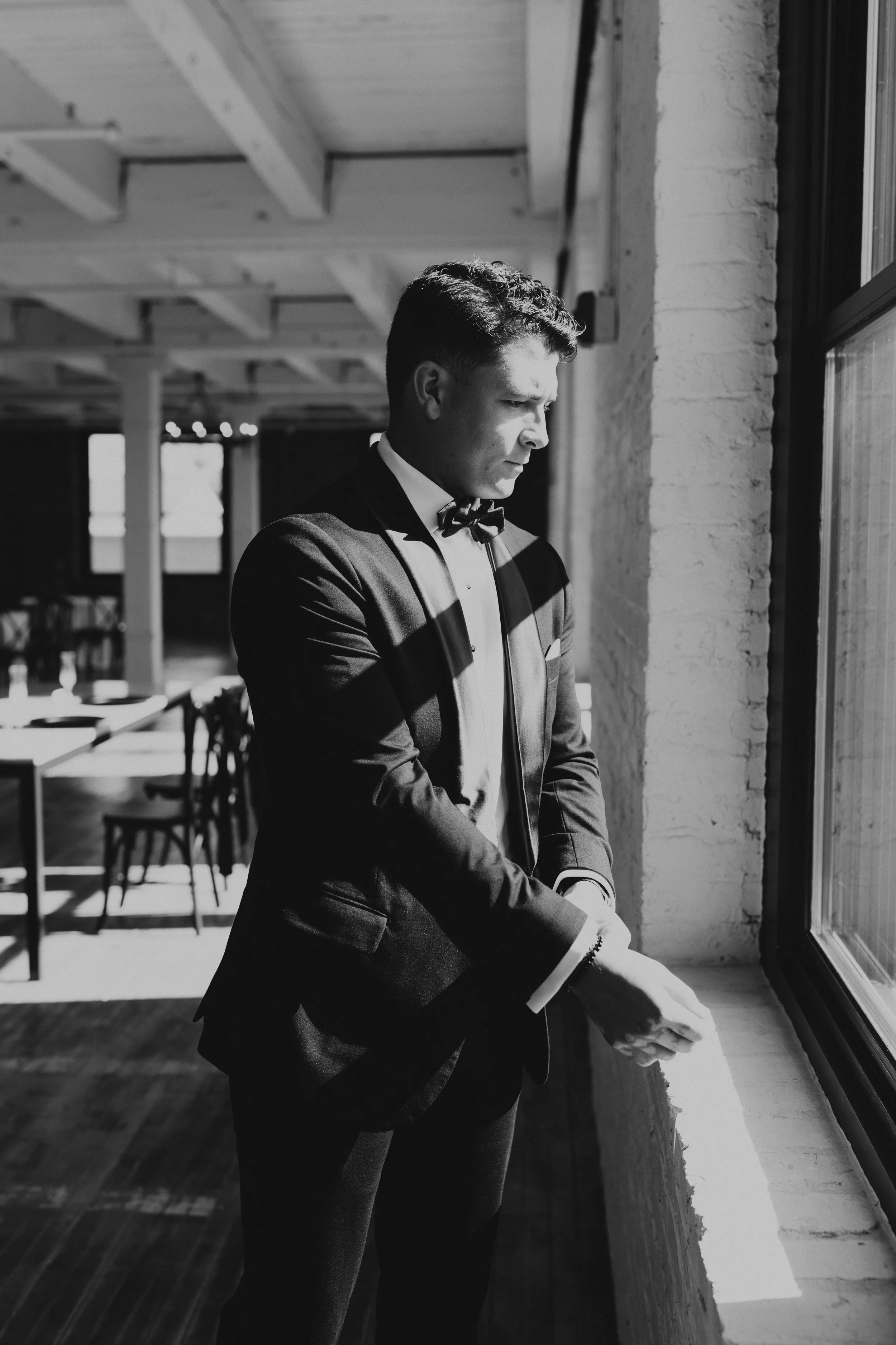 E & B getting ready moments-7938-2.jpg