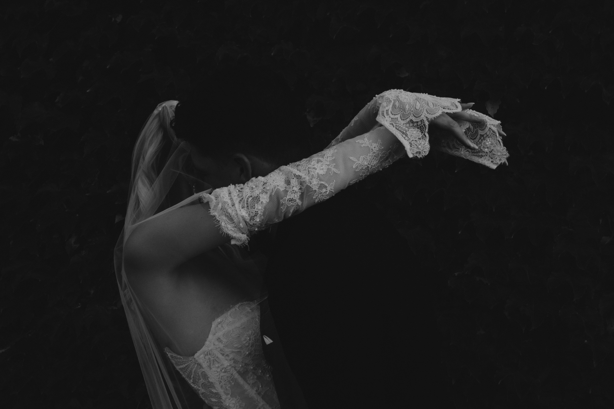 E & B bride & groom-6215-2.jpg