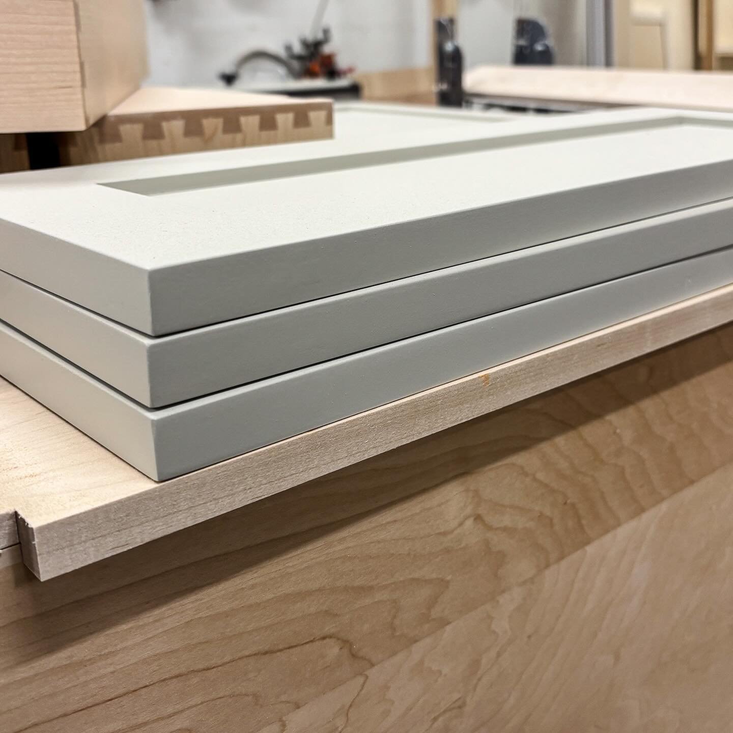 Meanwhile in our cabinet shop&hellip;we&rsquo;re wrapping up one of our favorite projects and we can&rsquo;t wait to share it with you! 📸

#wallawallainteriordesign#wallawallacabinets#customcabinets#cbcabinets#paintedcabinets#interiordesignwallawall