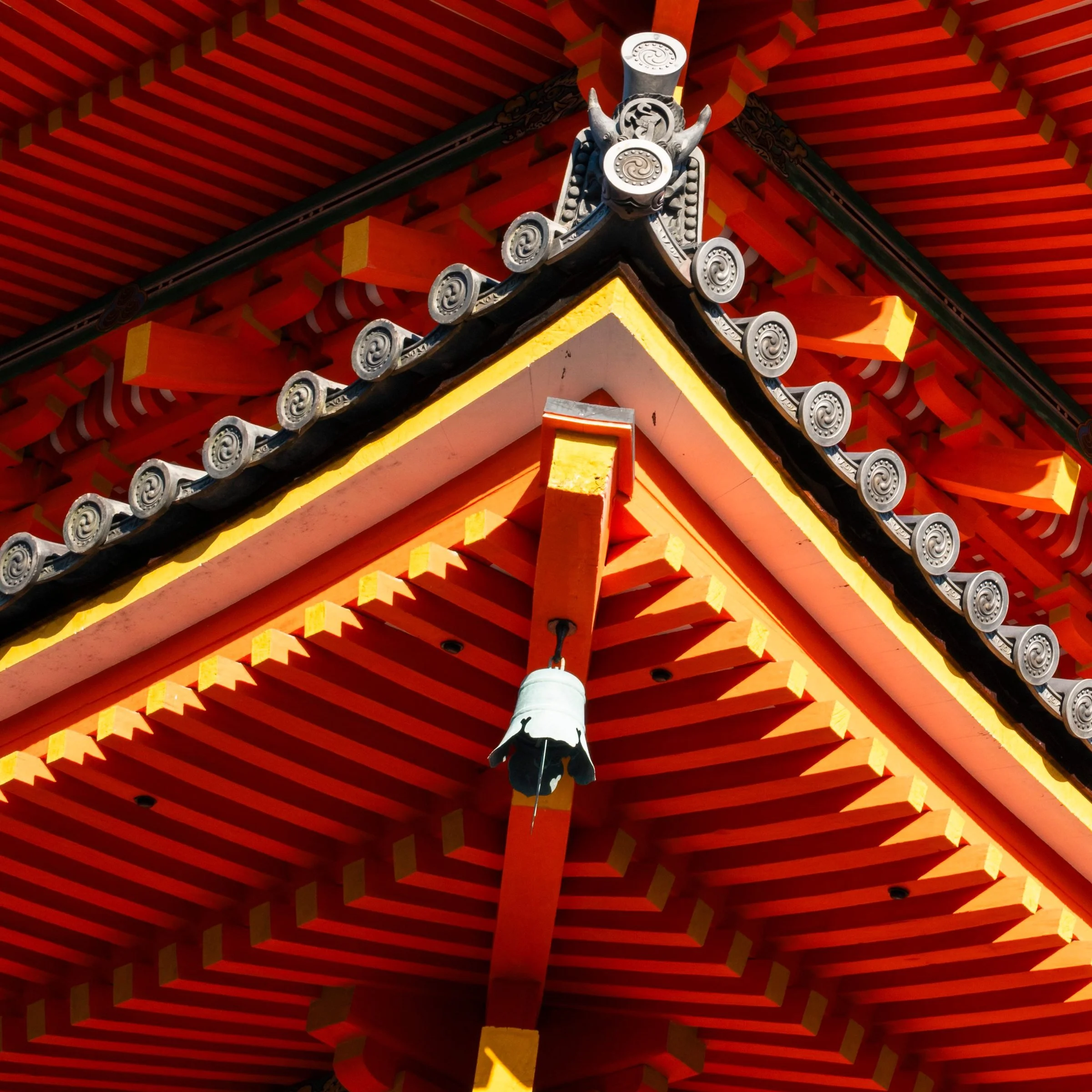 Bottom left zoom detail of the Dragon Driftway print, carved timber bracketing on Sanjunoto Pagoda, Kiyomizu-dera, Kyoto, Japan