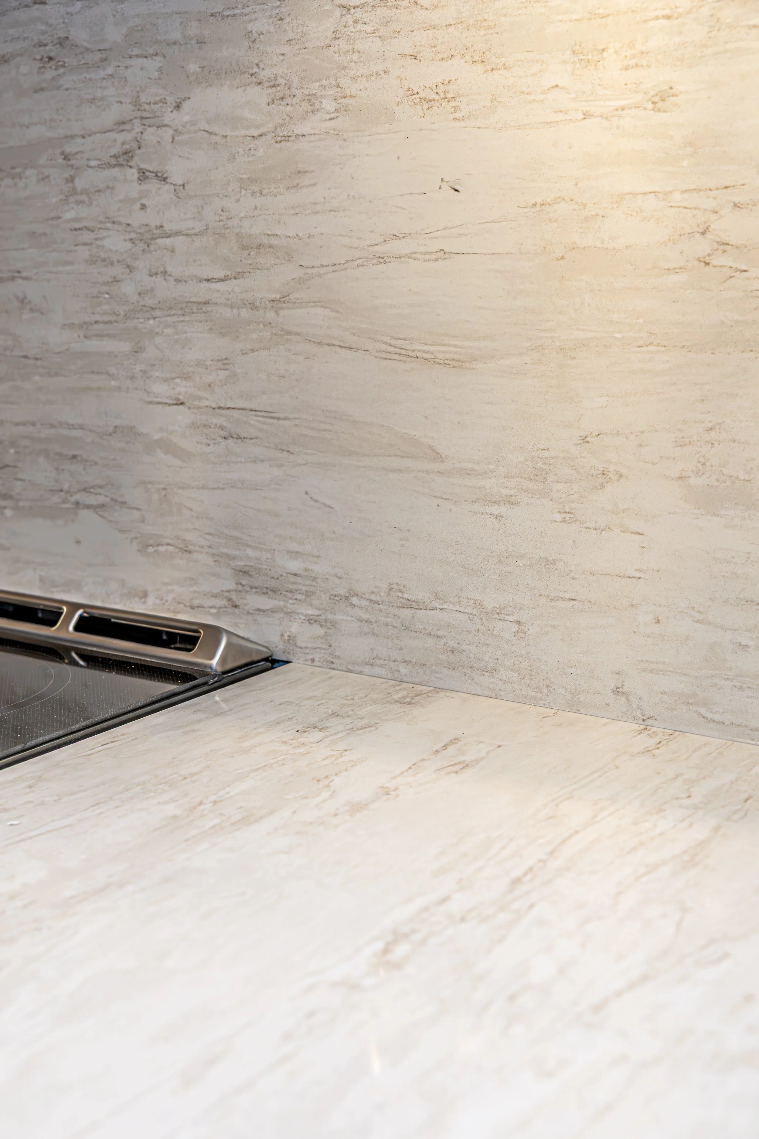 Quartz Kitchen Backsplash and Countertop