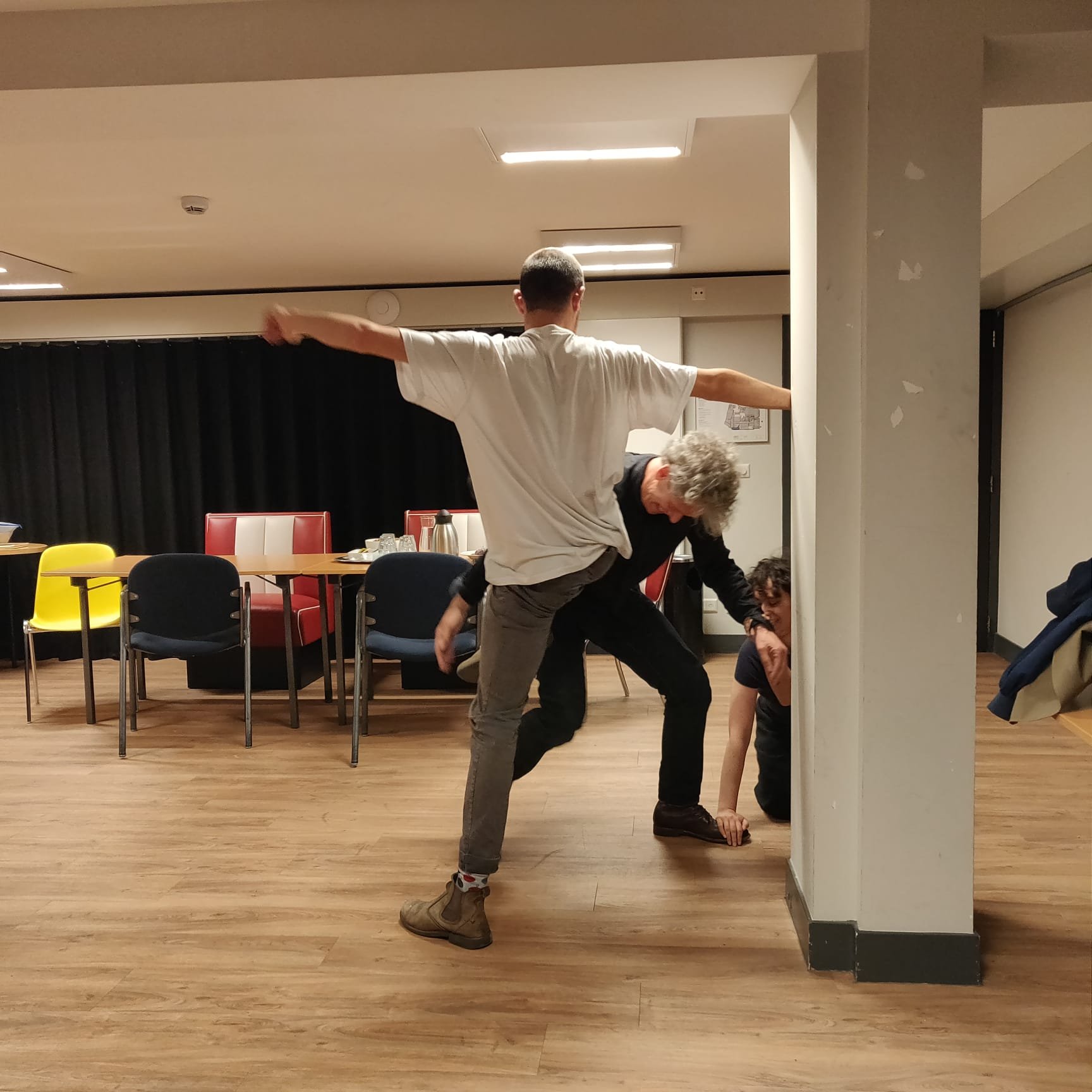 Who is afraid of dance? at MOVING FUTURES Festival double bill: Crowdkill &amp; Conundrum