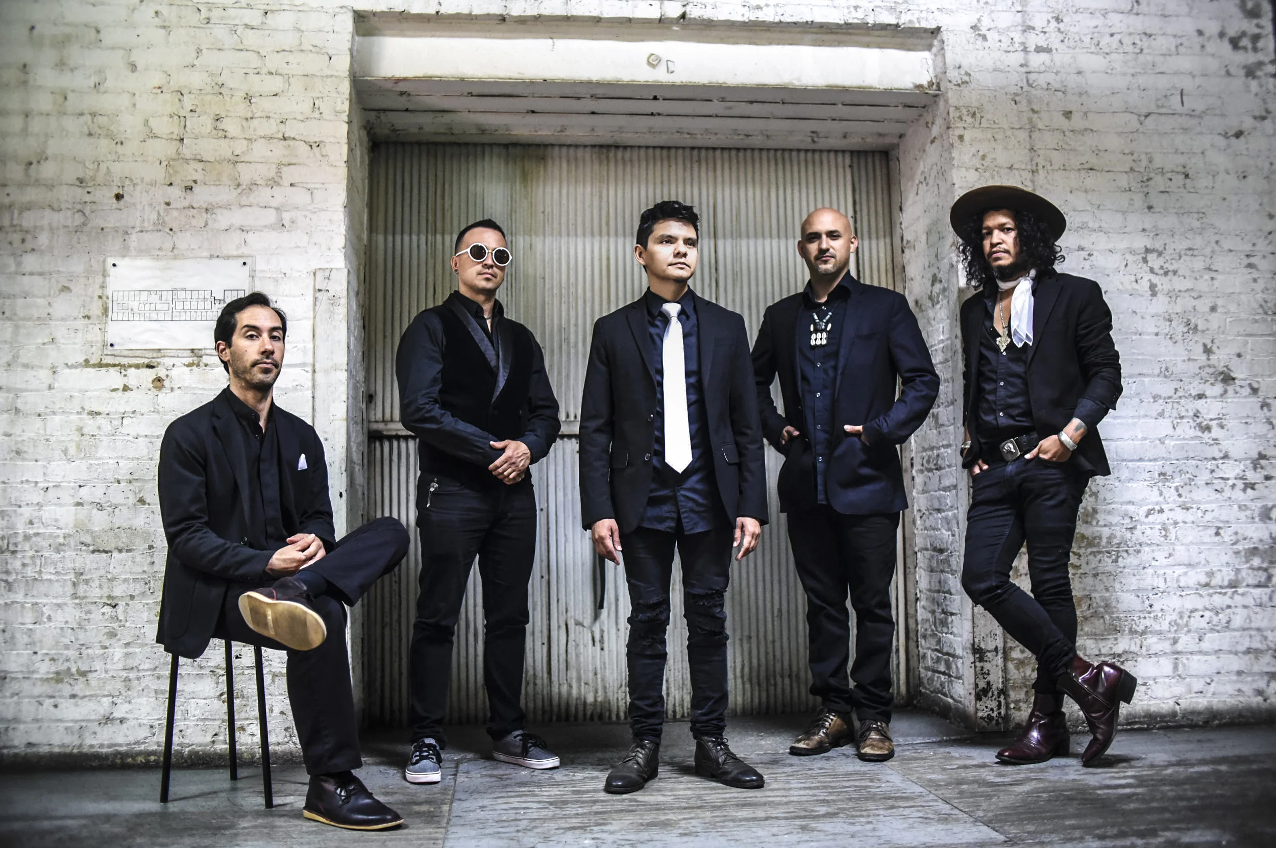   Dos Santos: Anti-Beat Orquesta  