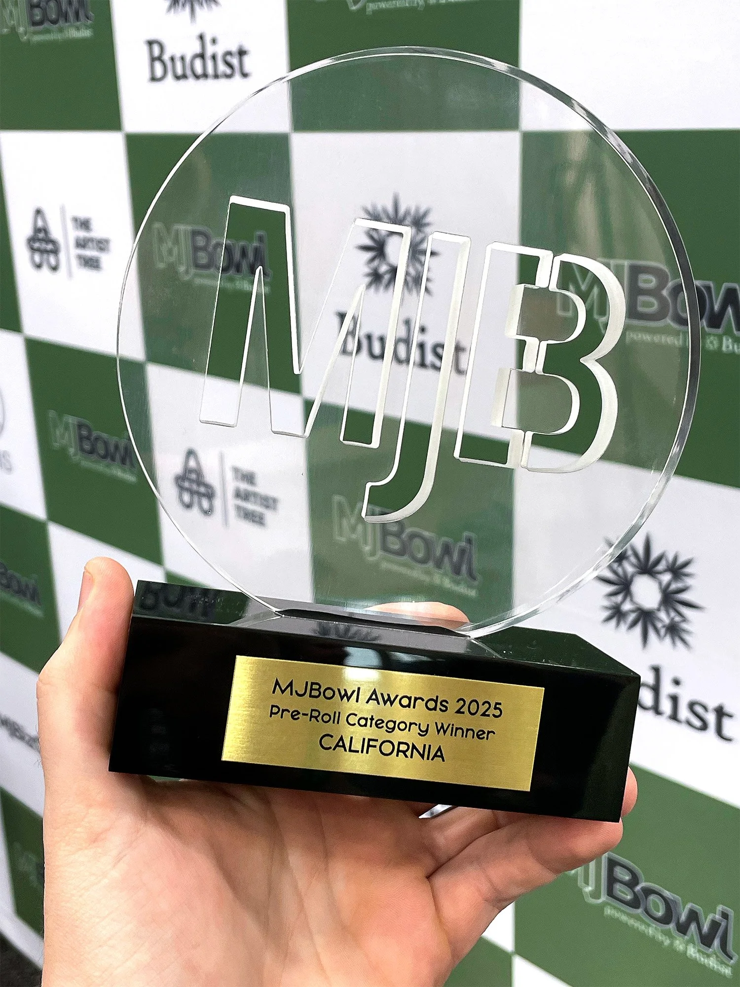 Fire King x Hogwash Pharms Whitethorn Rose Hash Hole Wins at the 2025 MJBowl