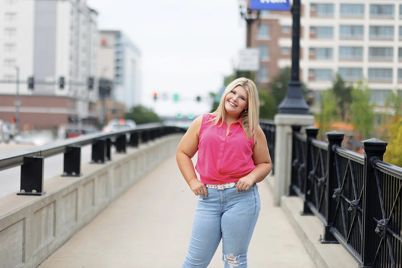 senior photo of a girl in downtown Omaha, NE
