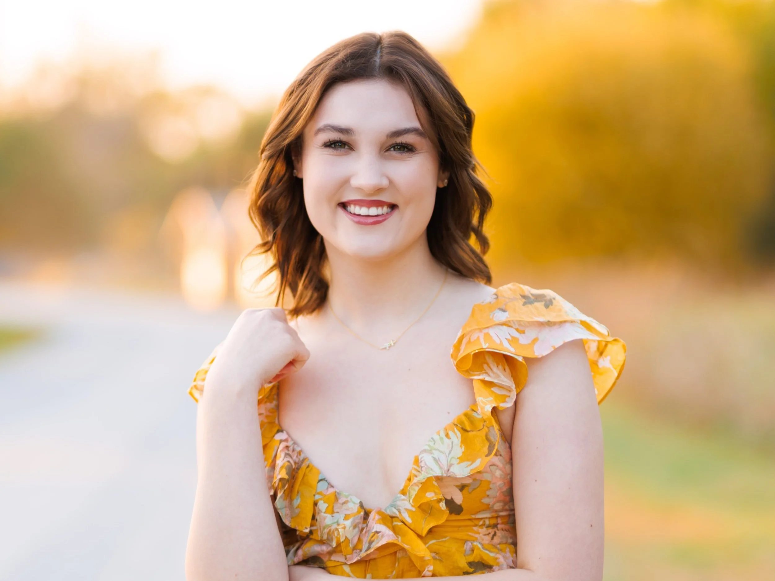 photo of senior girl in yellow dress in Papillion, NE