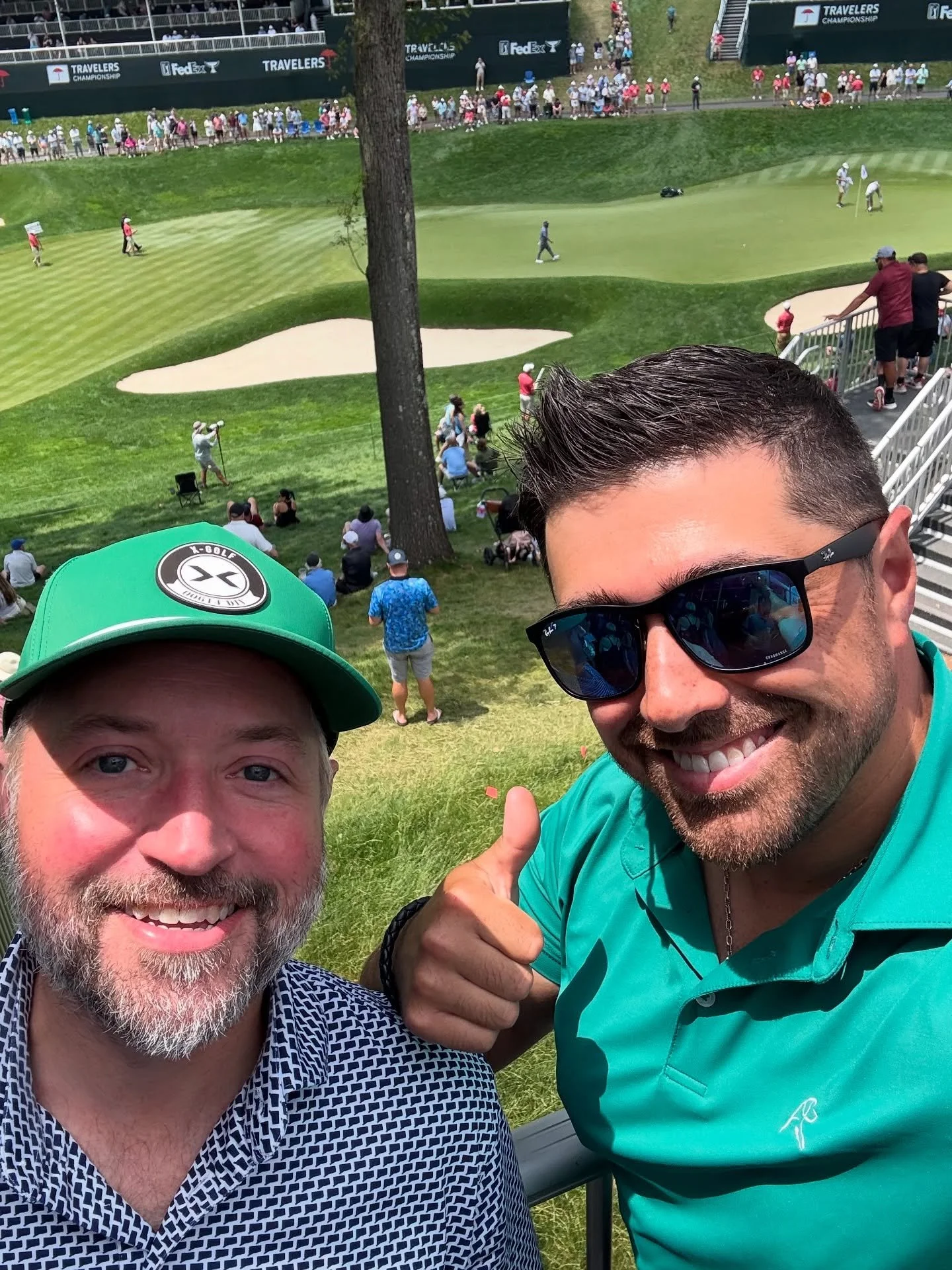 Awesome day representing @xgolfstratford at @travelerschamp. Thank you @mountgayrum for the love. Incredible efforts by all involved!  We got to spread the X-Golf word ⛳️. More importantly that putt on 18 was a doozy. Could an amateur player make it?