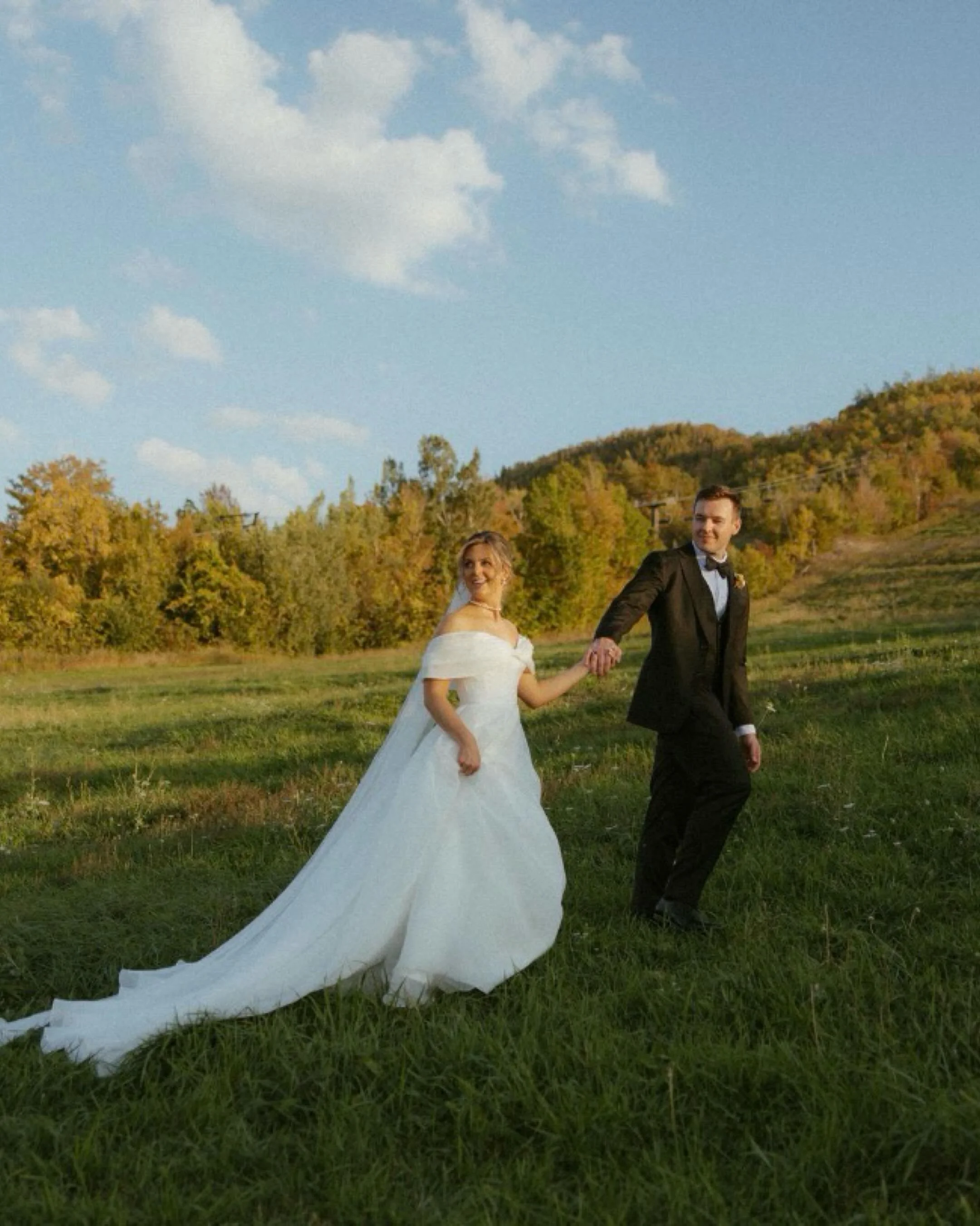There is something truly magical about an October wedding. 🍂✨

The crisp air, golden leaves, warm sunsets, and cozy atmosphere create a setting that feels straight out of a storybook. As nature puts on its most beautiful display, couples gather with