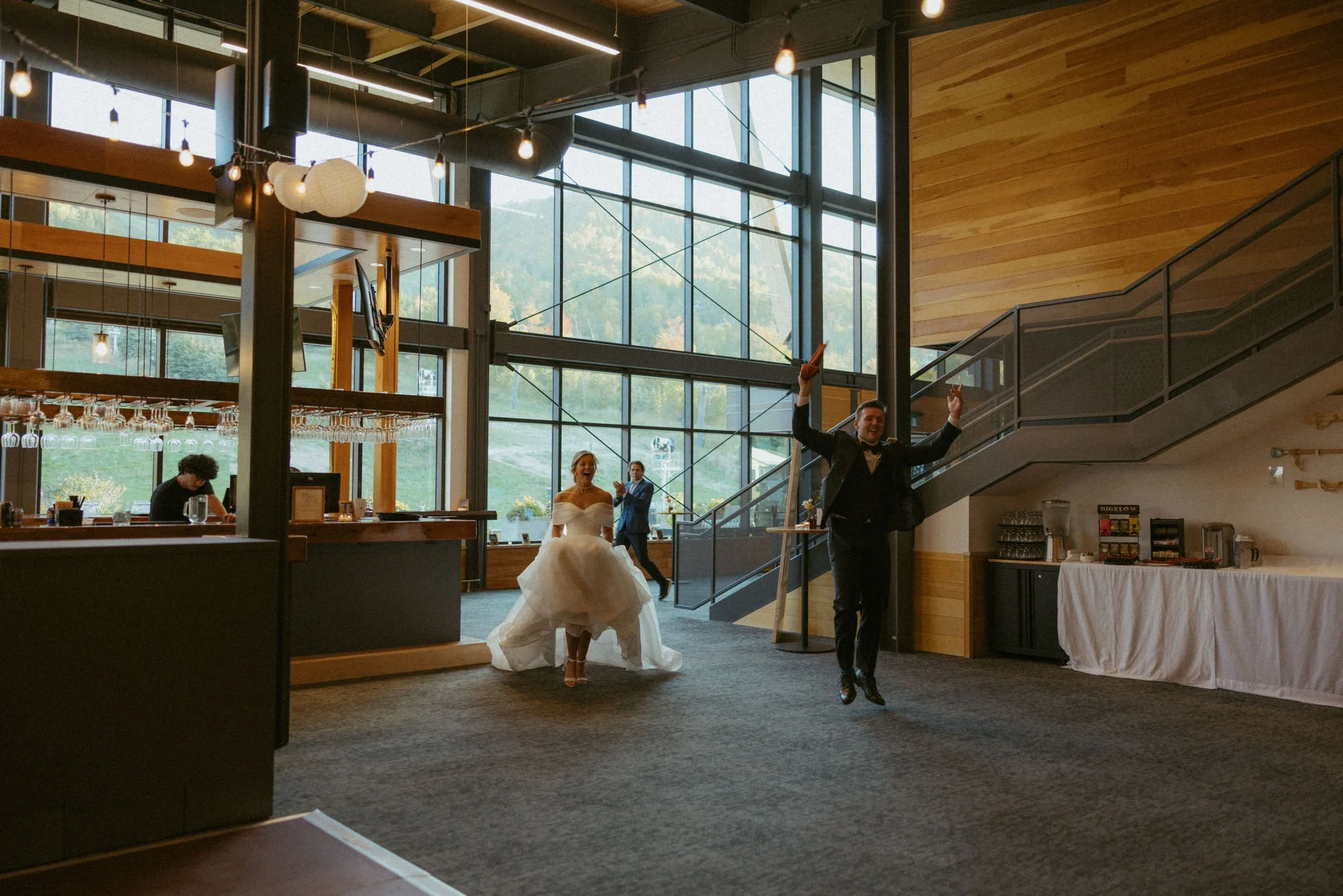 melssatwistevents_privateskiclubwedding_georgianpeaksclubwedding_peakswedding90.jpg