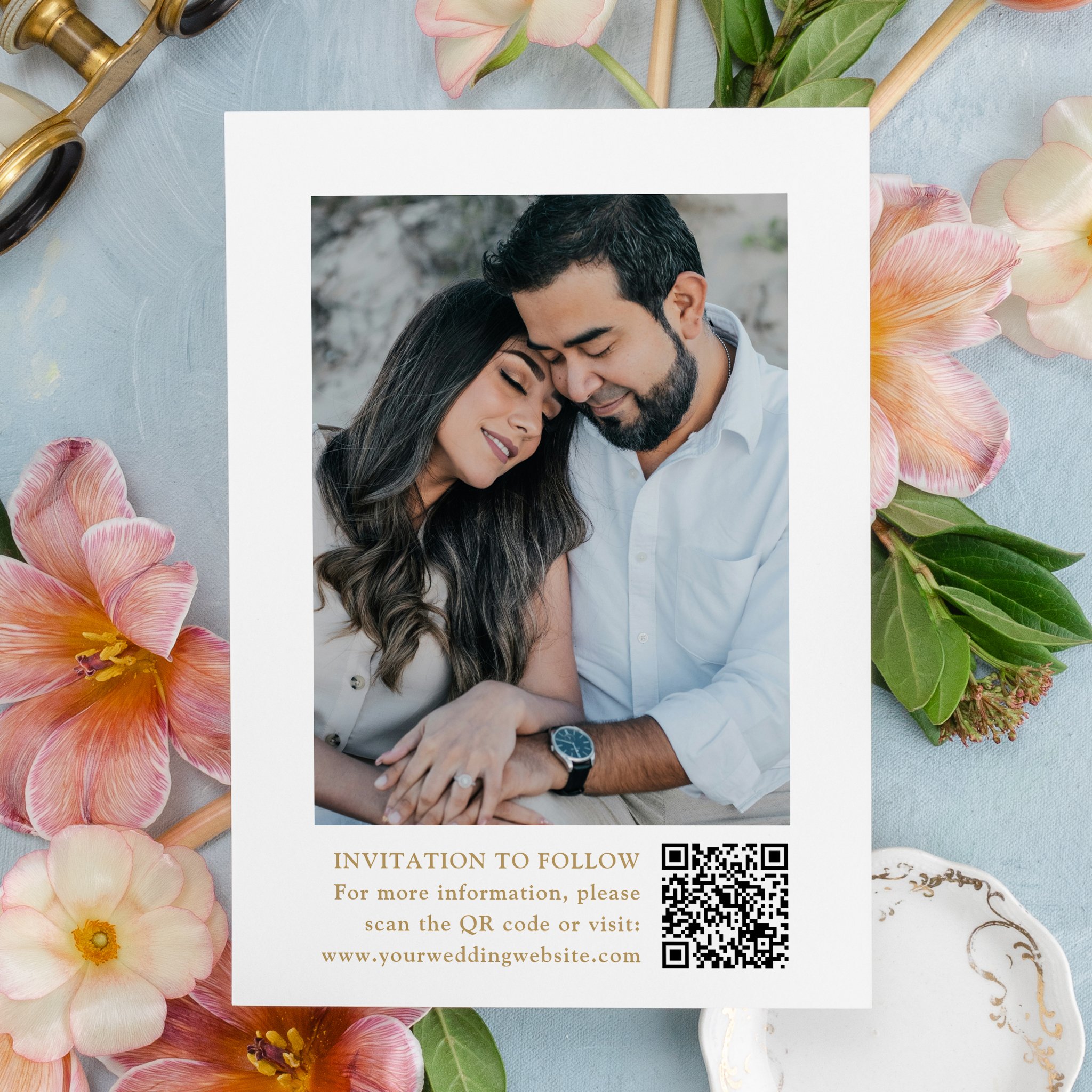 late-bloom-paperie_cover-photos_weddings_elegant-floral-crest-monogram-wedding-save-the-date_back_2-photos_gold.jpg