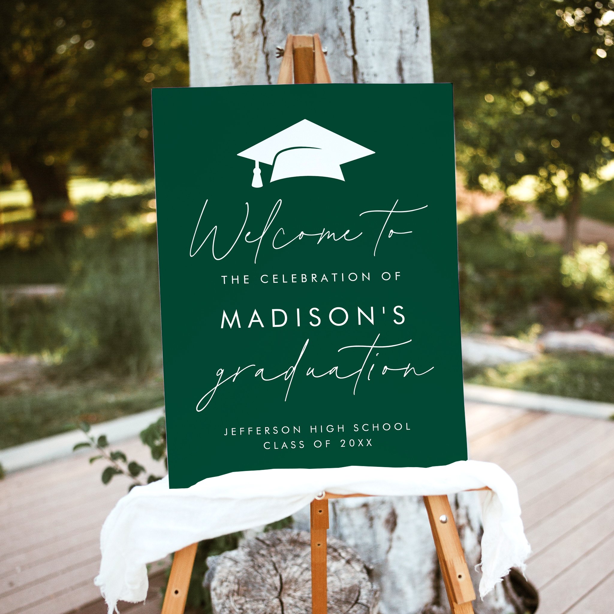 late-bloom-paperie_graduation_signs-and-banners_modern-script-photo-graduation-welcome-sign_vertical_green.jpg
