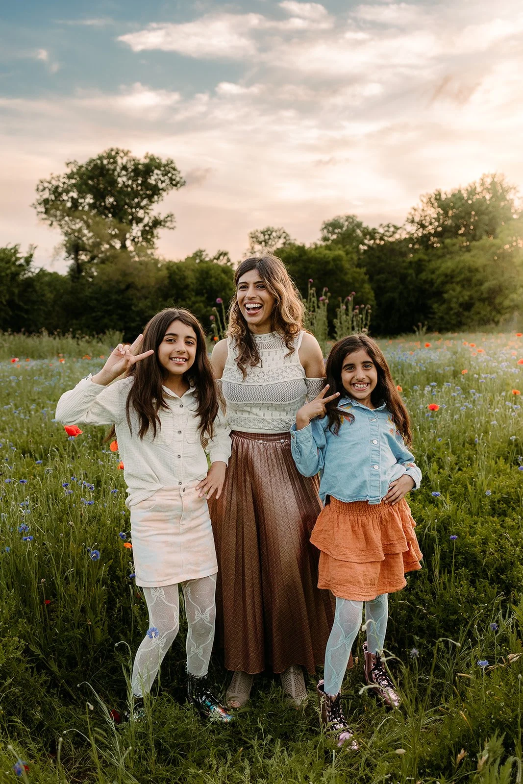 Family-Photos-in-Wildflowers (7).jpg