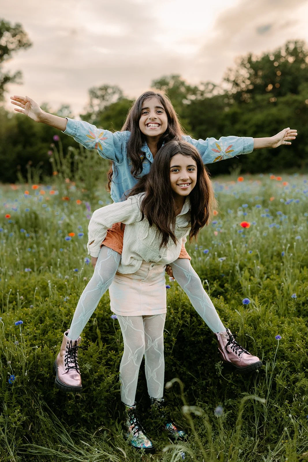Family-Photos-in-Wildflowers (12).jpg
