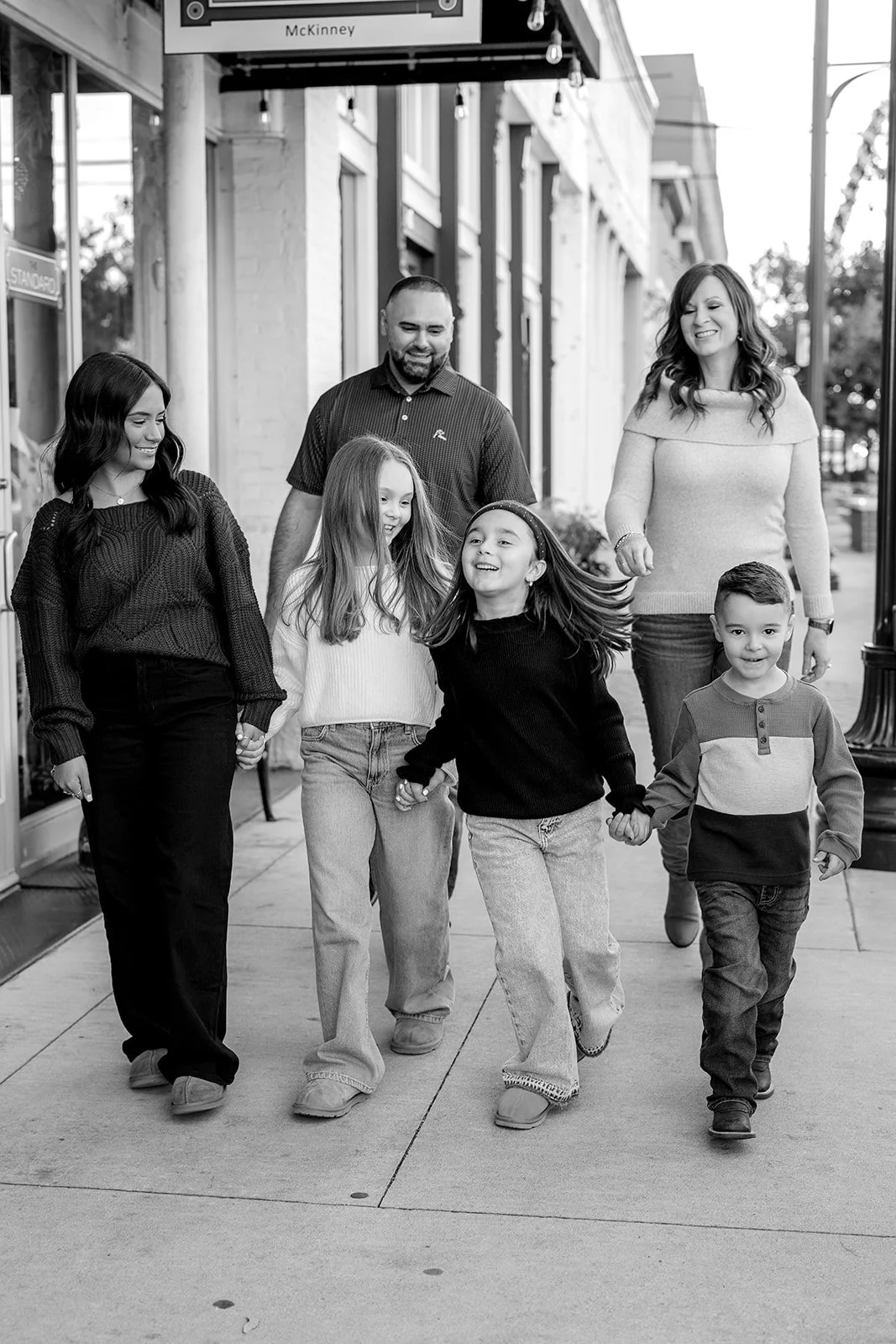 Downtown-McKinney-Family-Photos-2025-11.jpg