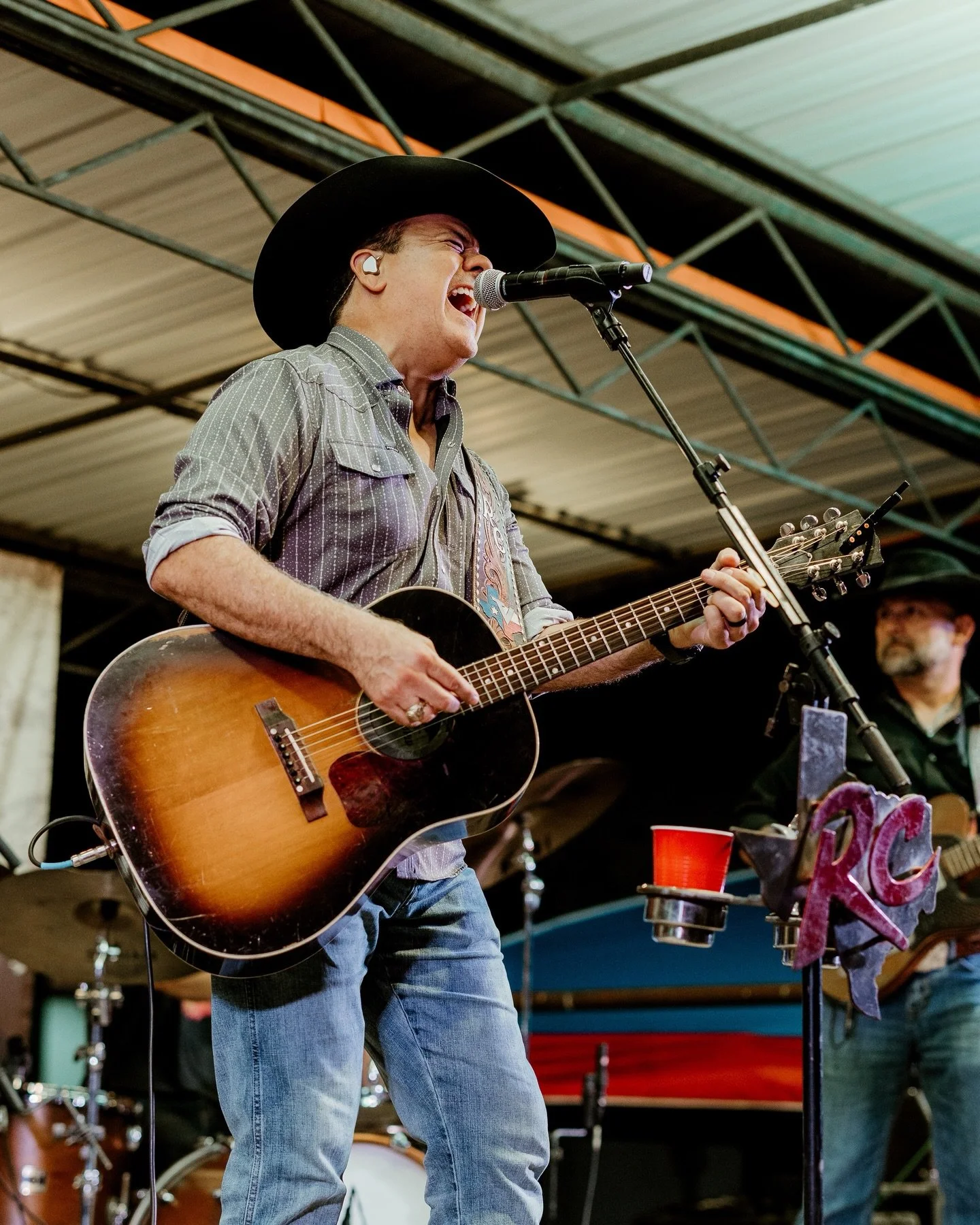 This might have been the best Risk It For The Brisket yet. I don&rsquo;t get to shoot live music that often but whenever I do it&rsquo;s the absolute best. 

Shot for @cutexas 

Concert photography | Live Music | Event Photographer