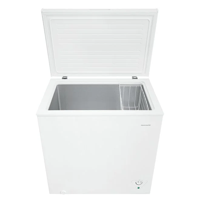 Frigidaire Horizontal Freezer 32.1" 7cu ft FFCS0722AW — Primary Direct