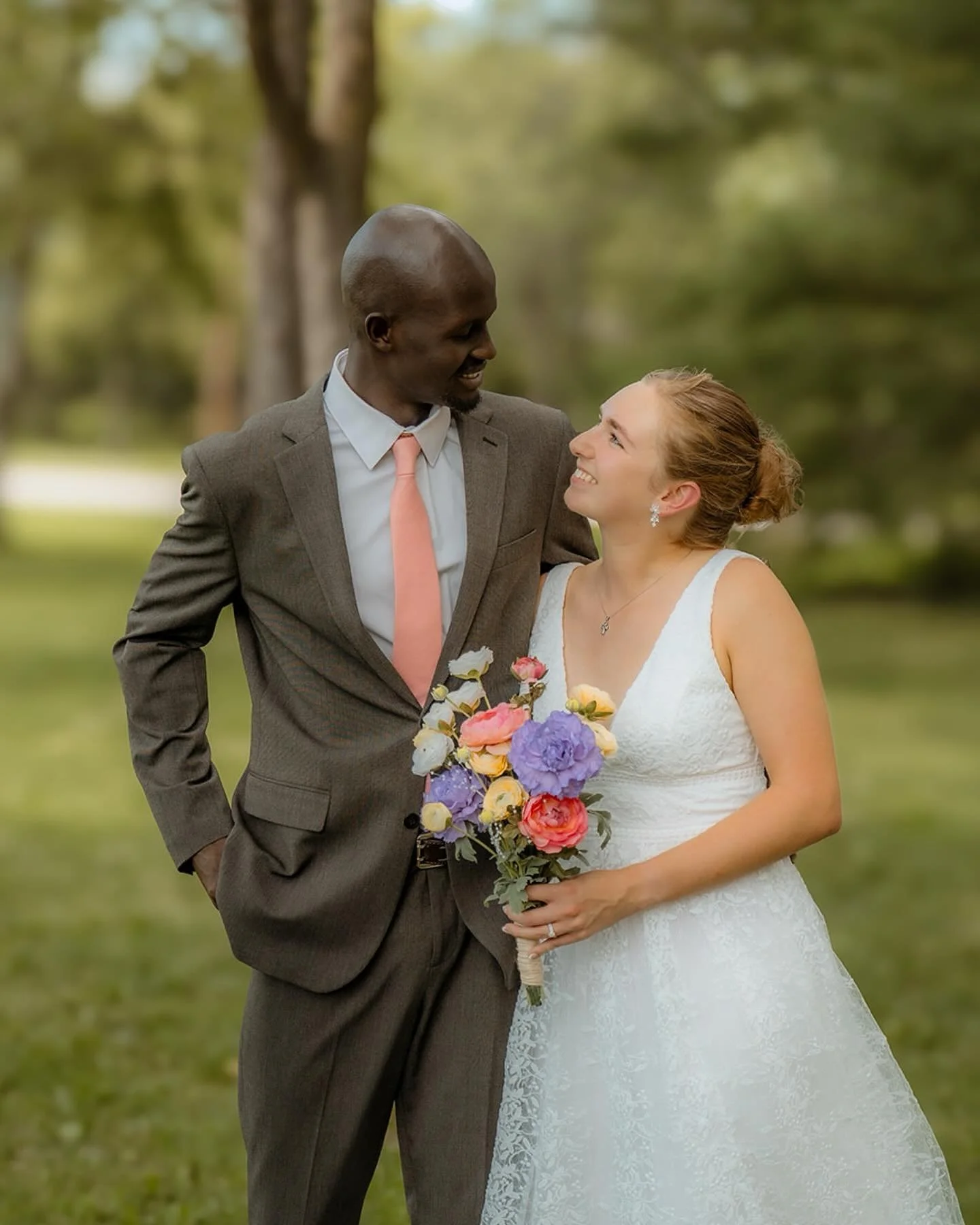The day Liem & Jayden Chot’s union was woven by the Divine thread — a bond of love, mercy, and eternal promise.
.
.
.
#weddingphotos #nebraskaweddingphotographer #nebraska #photography