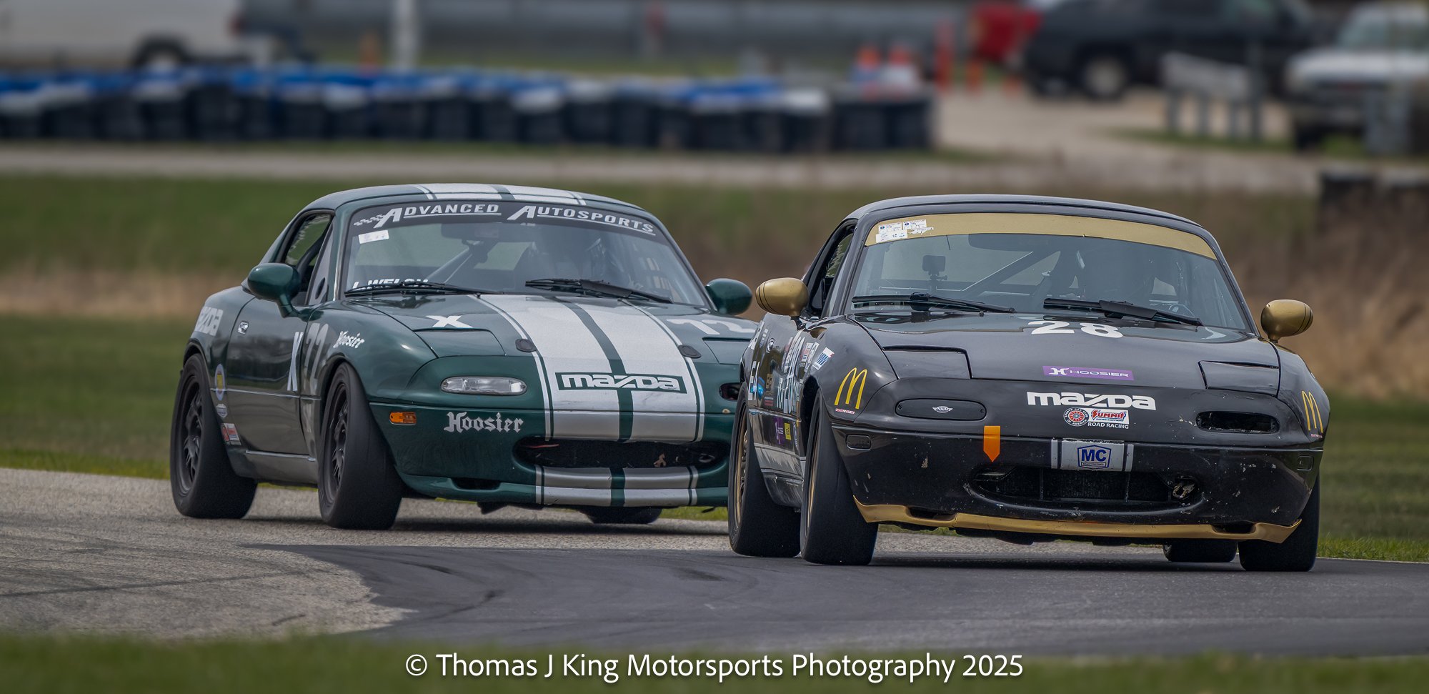 BFM Motorsport Spec Miata battle