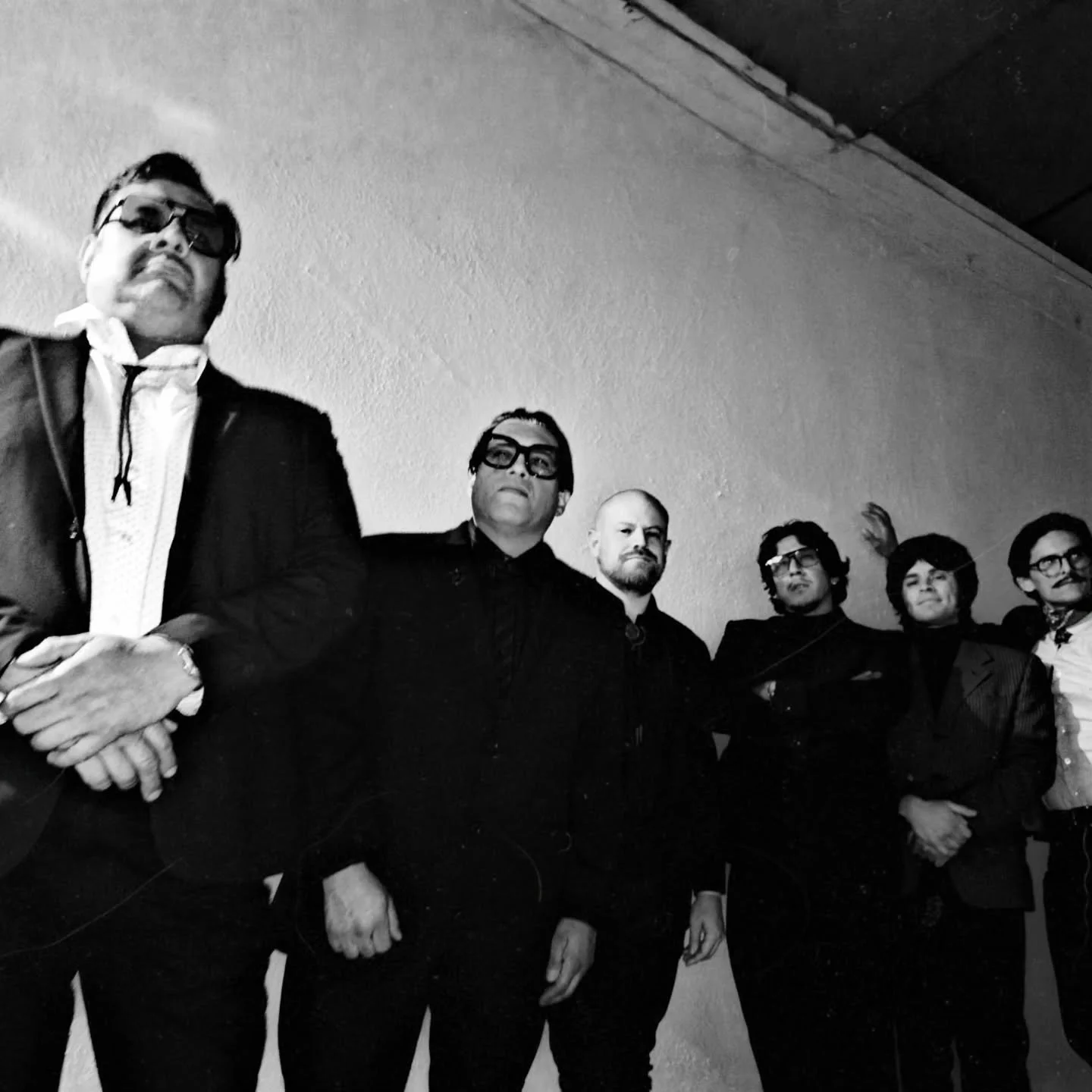 ORANGE | SUR CALIFAS

See you this Friday

8pm Sharp

&Uacute;LTIMA NOCHE de verlos localmente (last local show)

We hit the road in March:
San Diego, Ensenada (MX), Somerton (AZ), Riverside 

Hope to see you there 👉🏾👈🏾

STAY MAJESTIC 💖