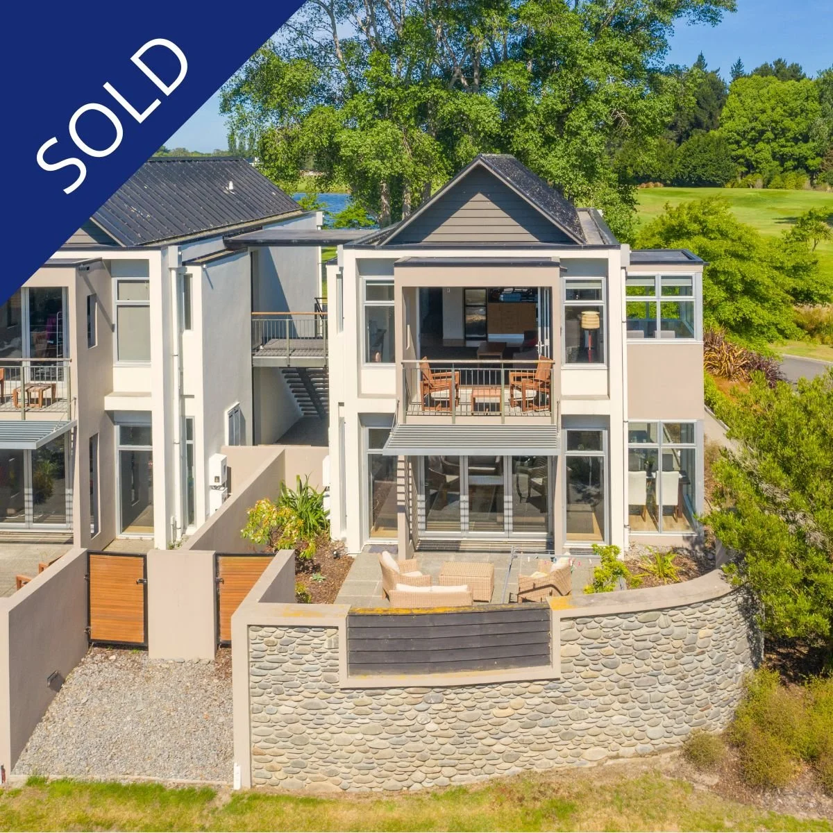 2/6 Harts Creek Lane