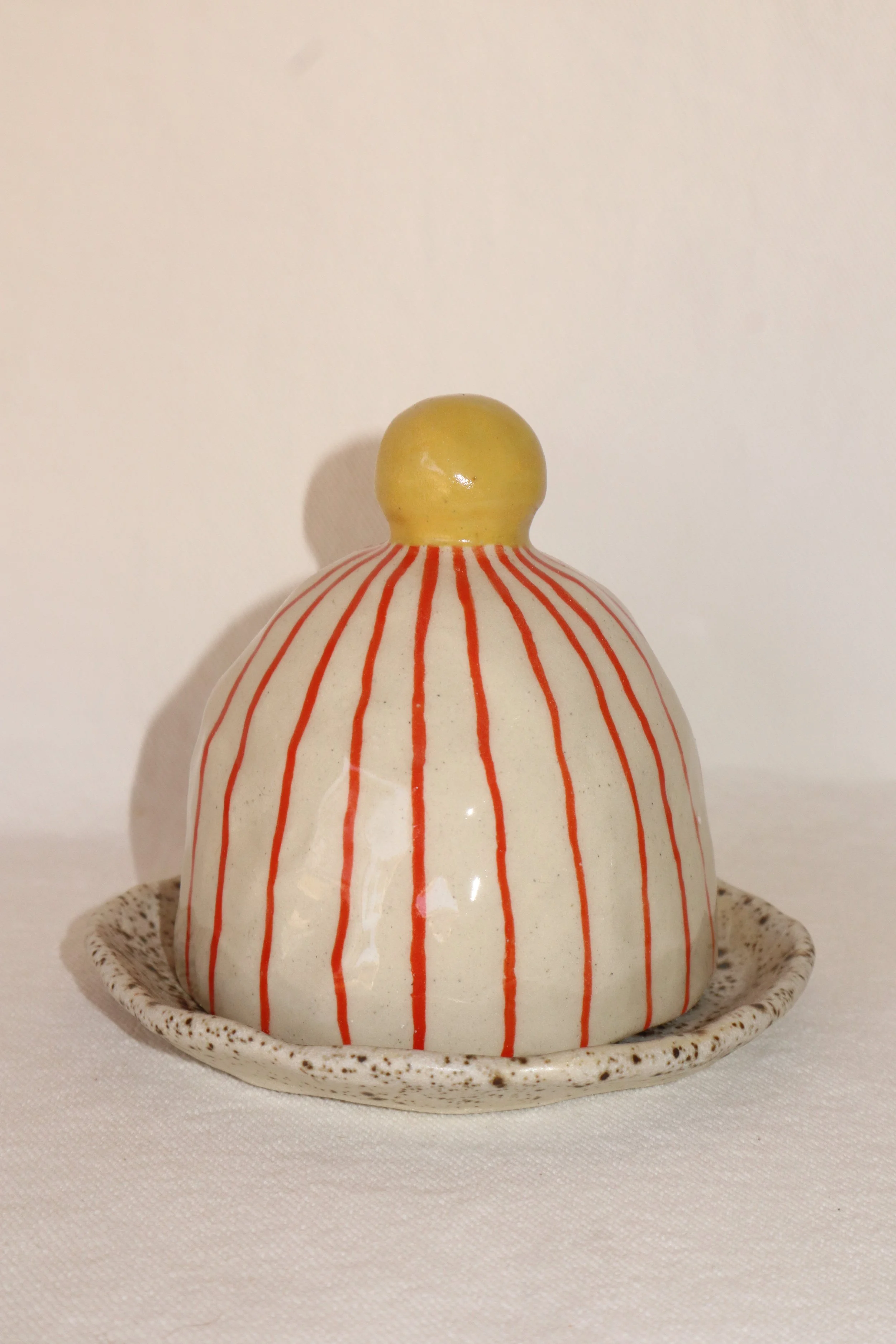 Pinch Pot Butter Bell