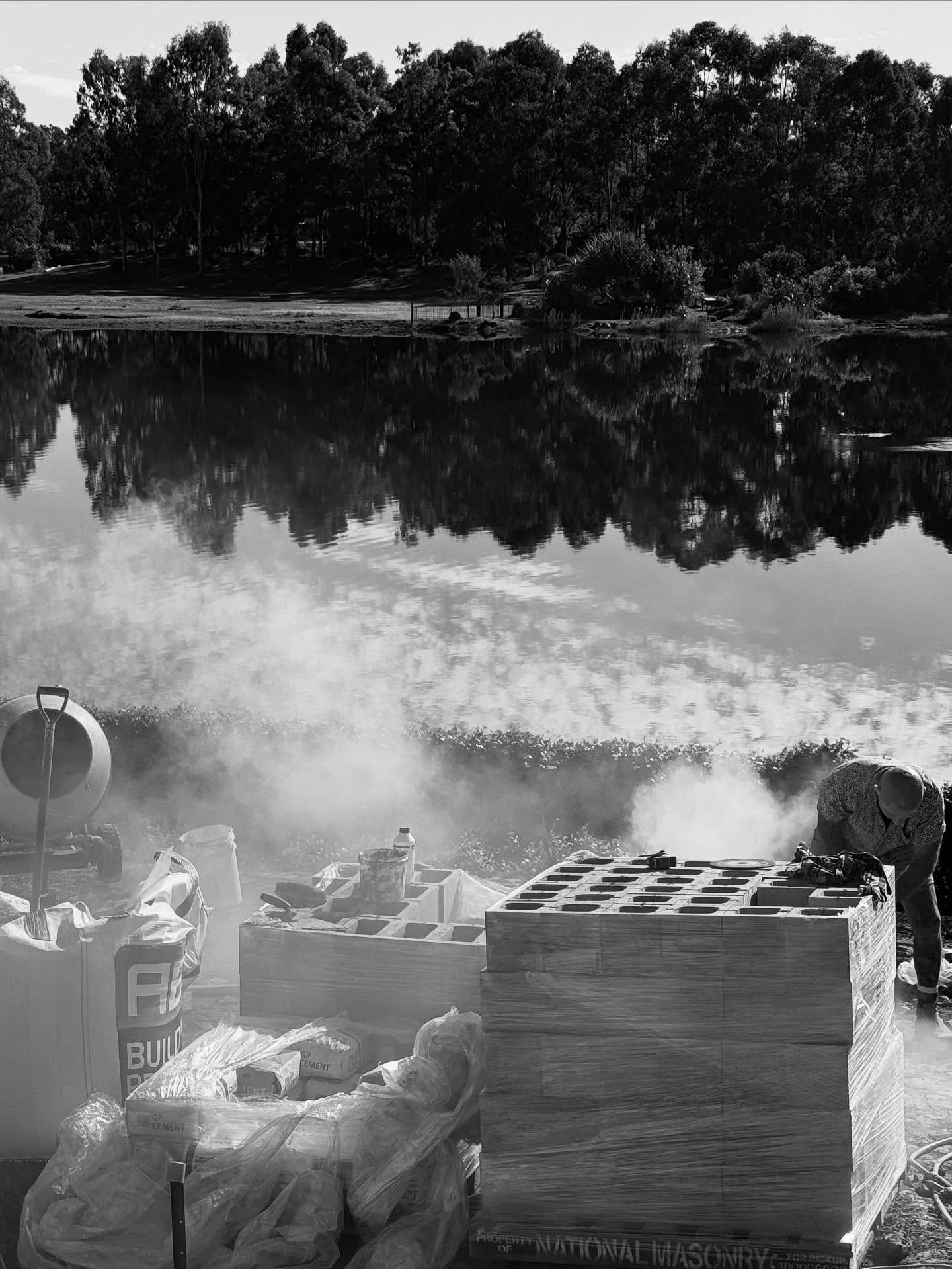 Basement blockwork continues at Project 87, walls and prep taking shape.

Building Design @stuartosman 
Interior Design @bellecasa_ 
Builder @satus_projects