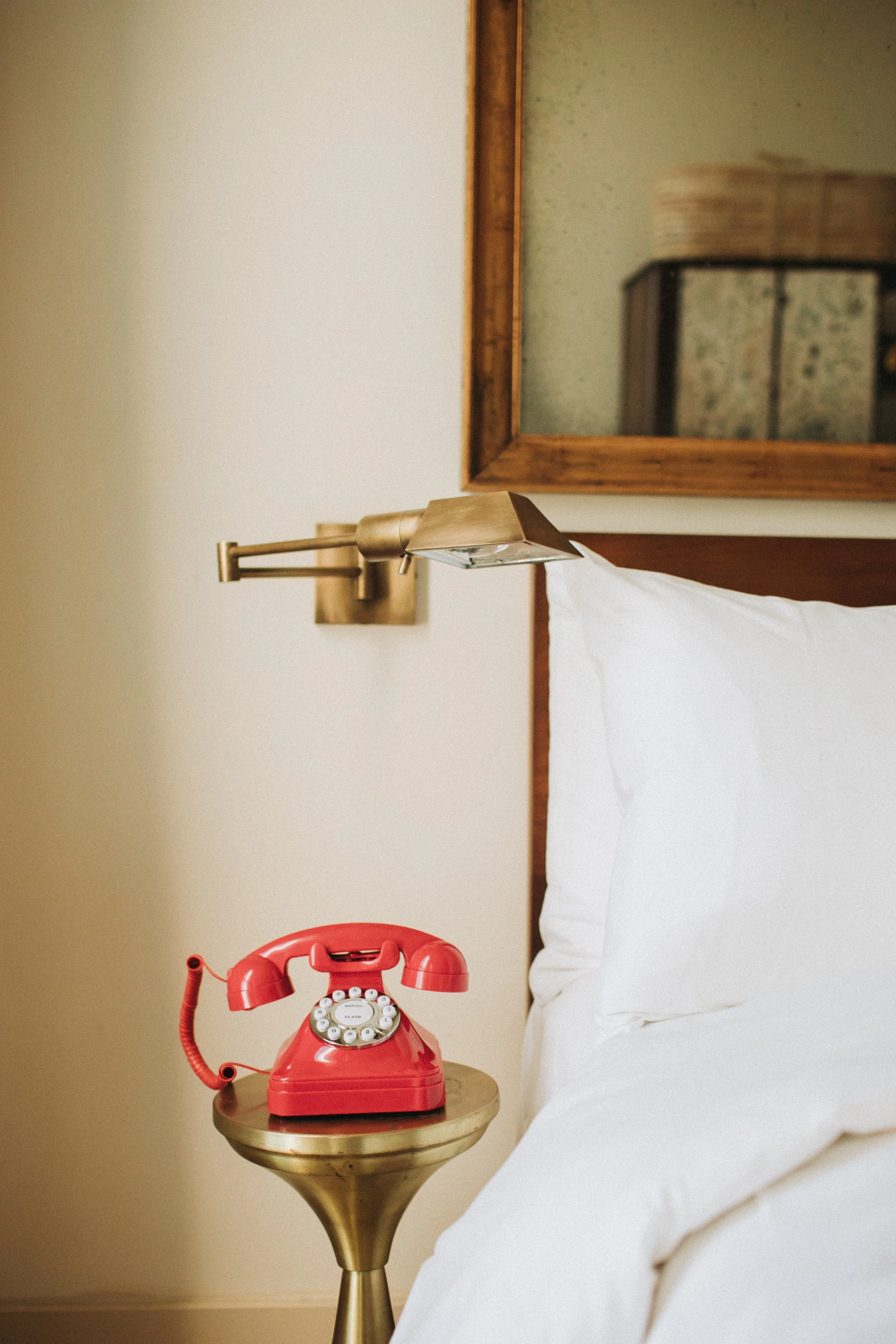 5 Ways Social Media Managers Can Establish Authority