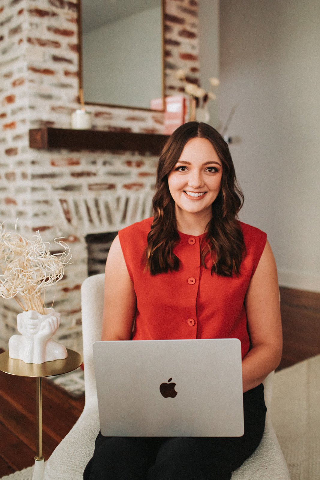 Tired of Socials as Social Media Manager? Shift to Slow Marketing