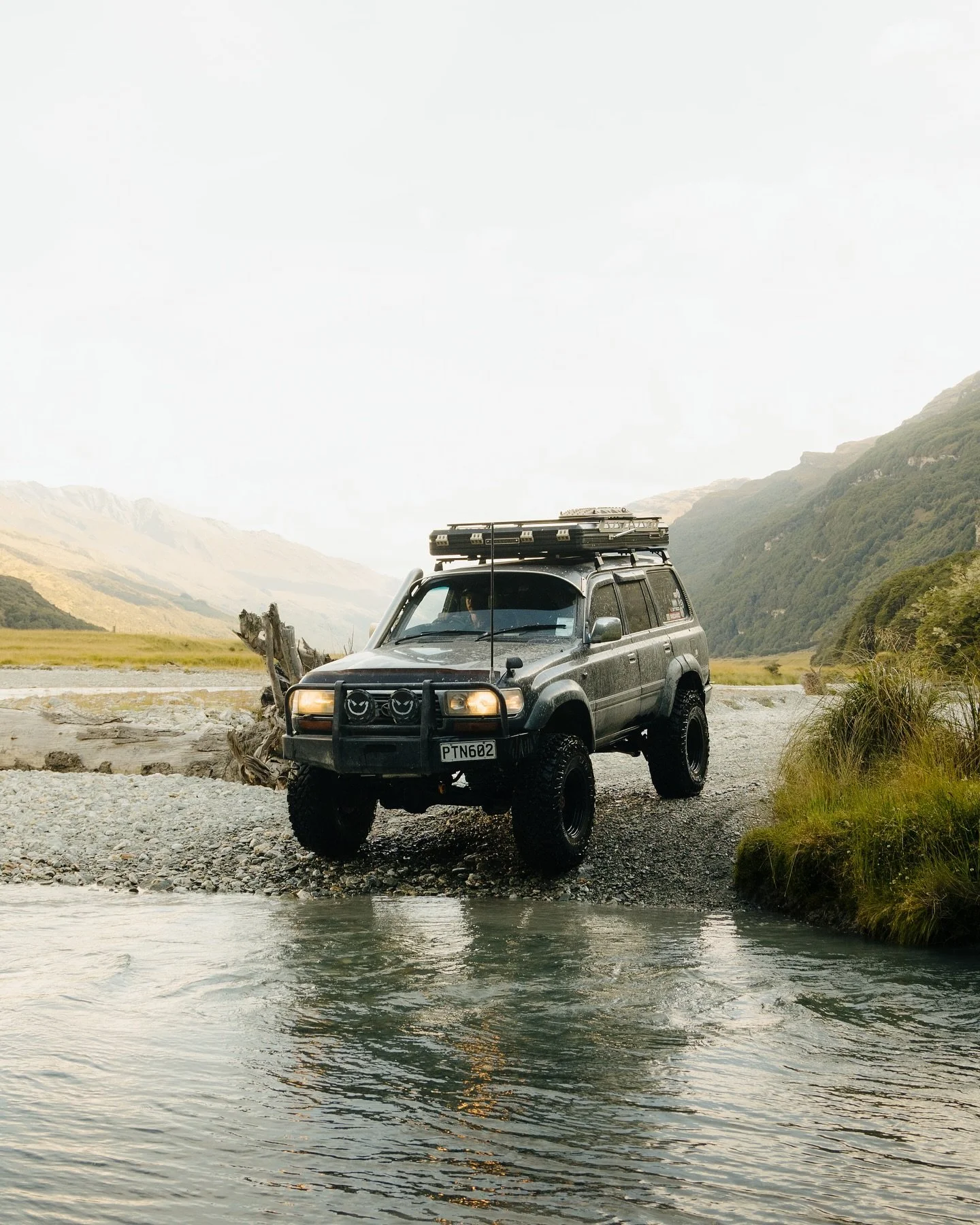 Summer break with @feldonshelter and @joelgowthorpe doing a full lap of the South Island. 

#nzphotographer #canonphotography #shotoncanon #newzealandphotographer #visualstorytelling #explorenewzealand #canonnz #chasinglight #canoncreative #southisla