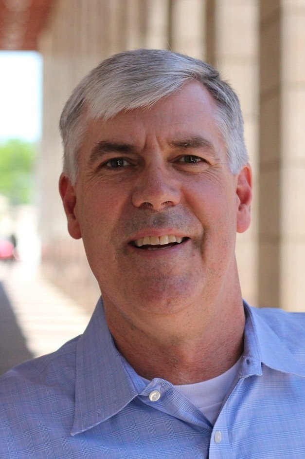 Dr. Robert Reichardt