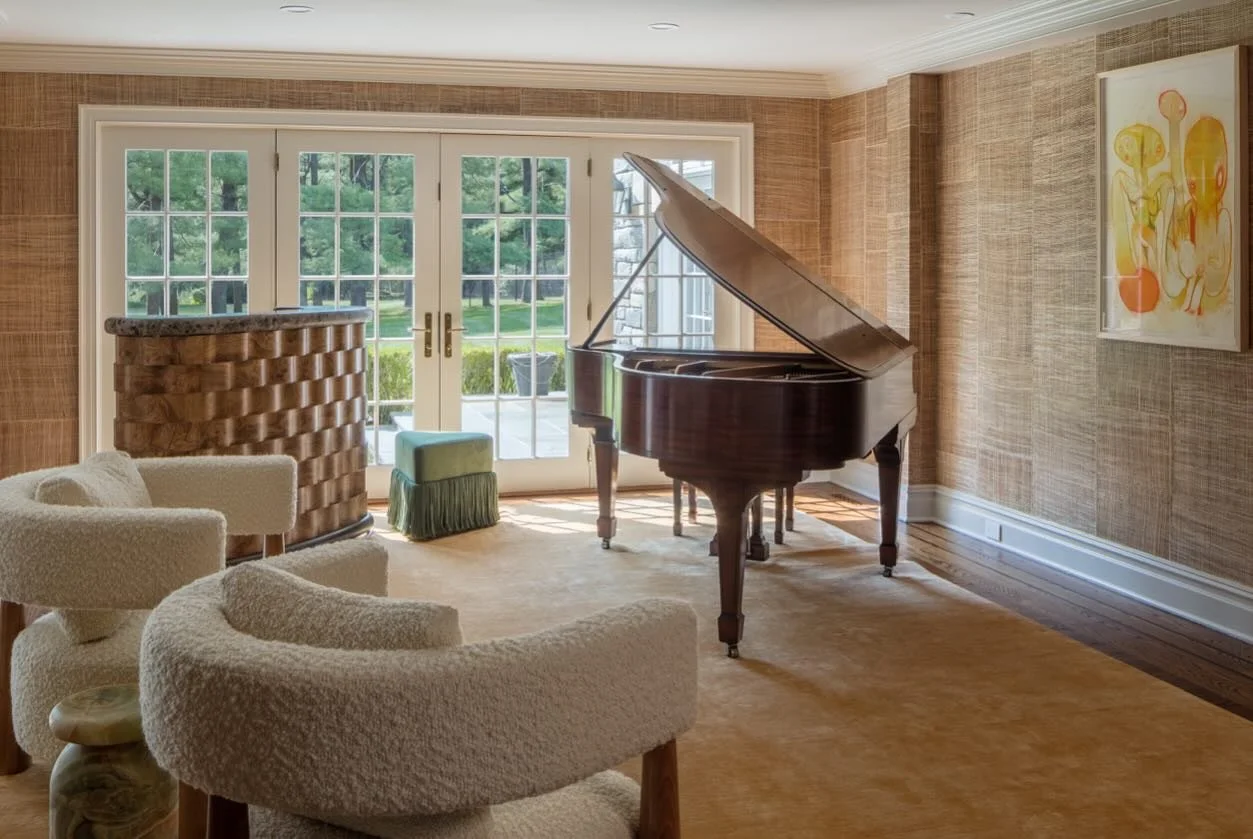 Our piano lounge complete with stand alone bar is the perfect first stop for hosting.  Drenched in citrines and mustard yellows, the palette is tense and unexpected, but oh so good.