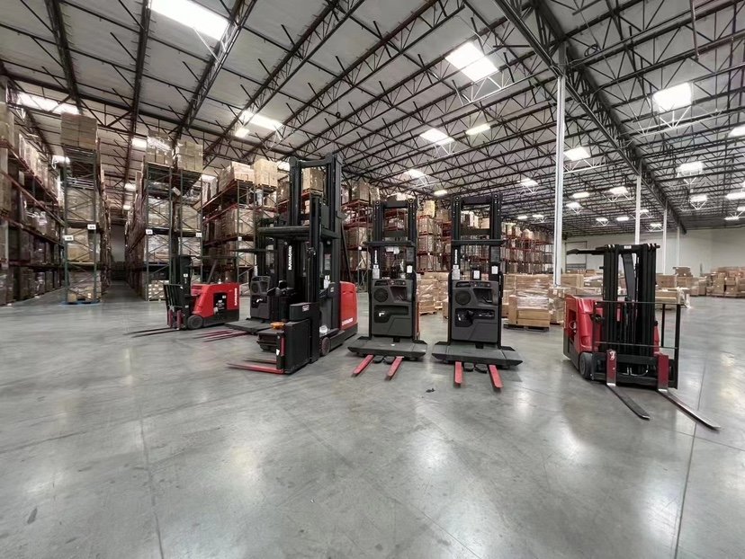 仓库概况 (2).JPG