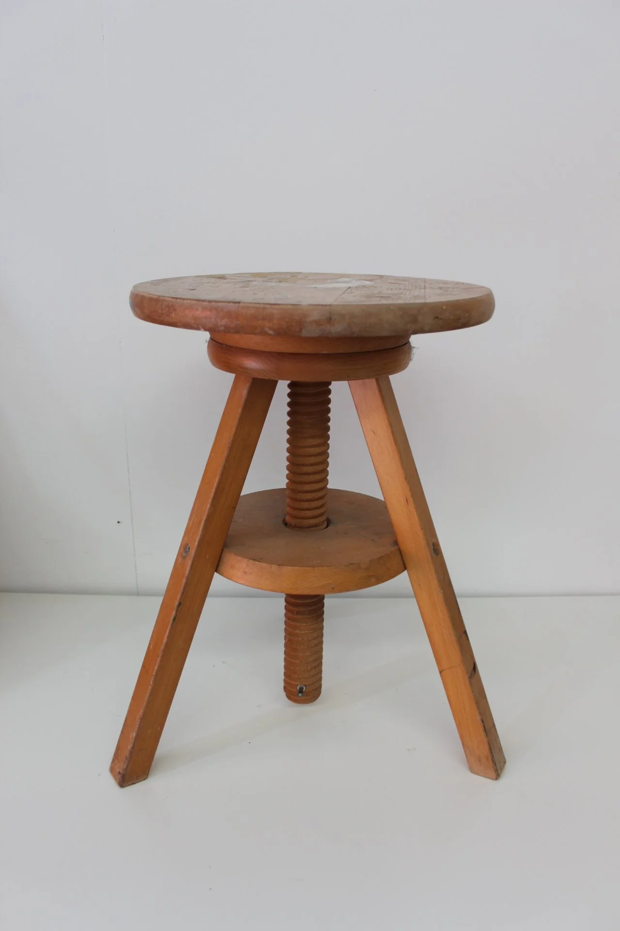 Wooden Stool 02