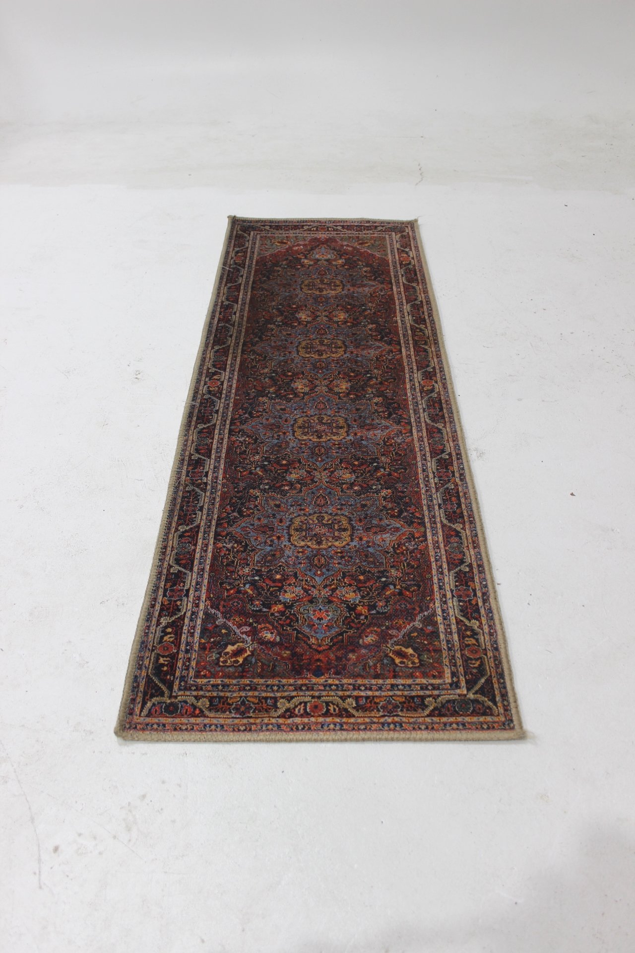 Burgundy Printed Runner (60x184)