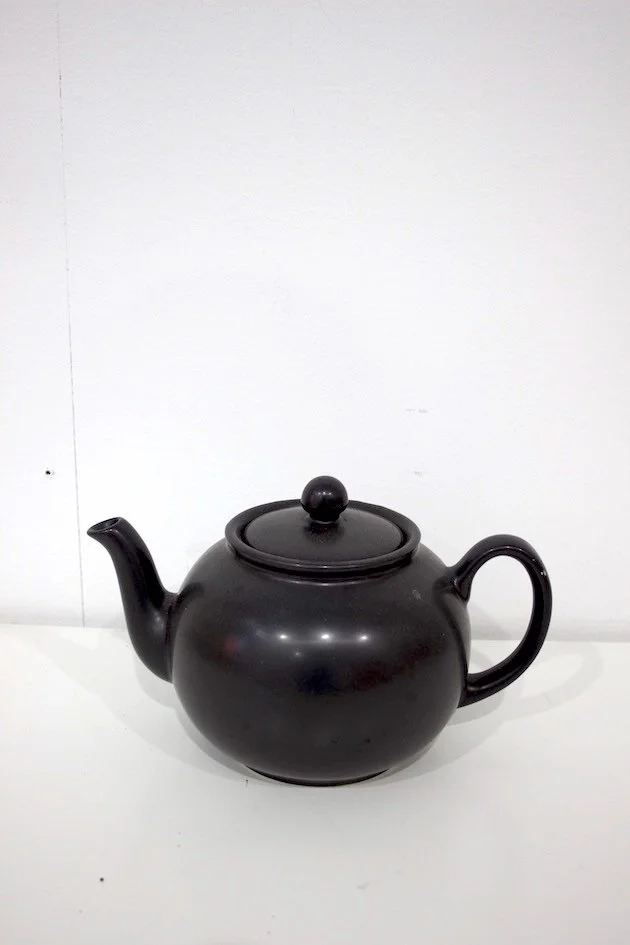 Black Teapot 01