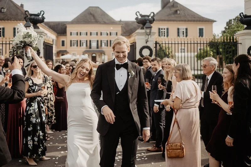 Hochzeit auf Schloss Johannisberg im Rheingau – Auszug des Brautpaares